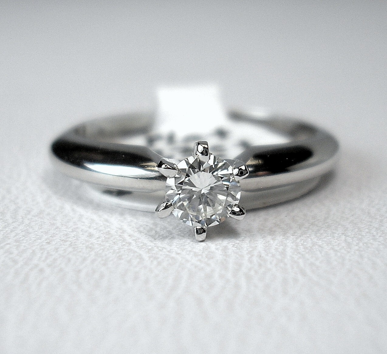 0.23 ct Round H/VVS-2 Natural Diamond Platinum Solitaire Ring Was $1,595 Video