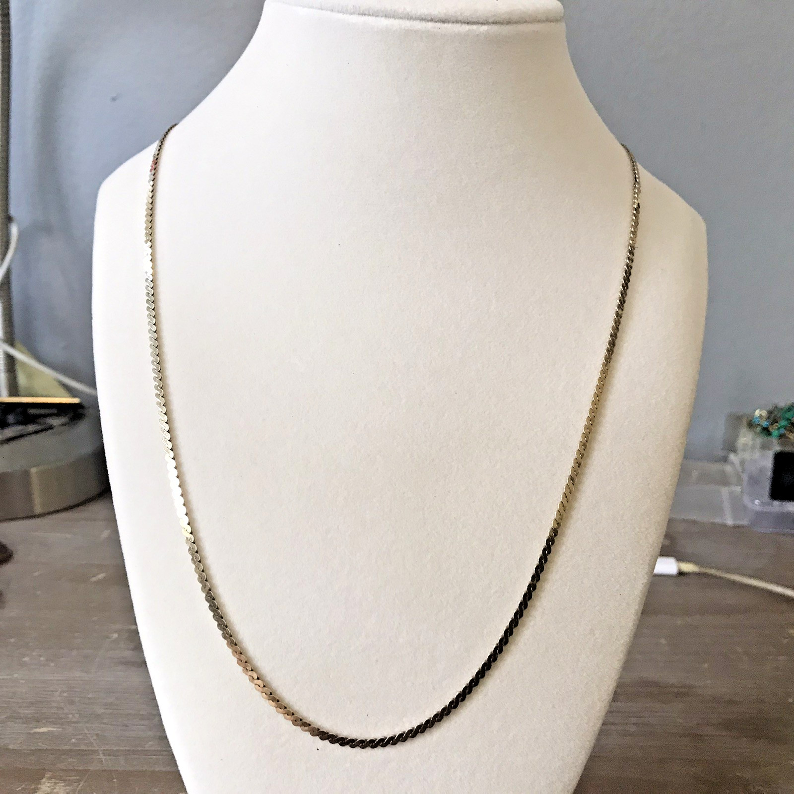 Italy 925 Sterling Silver gold toned sequin chain 24″ Necklace 2.1mm 7.36grams
