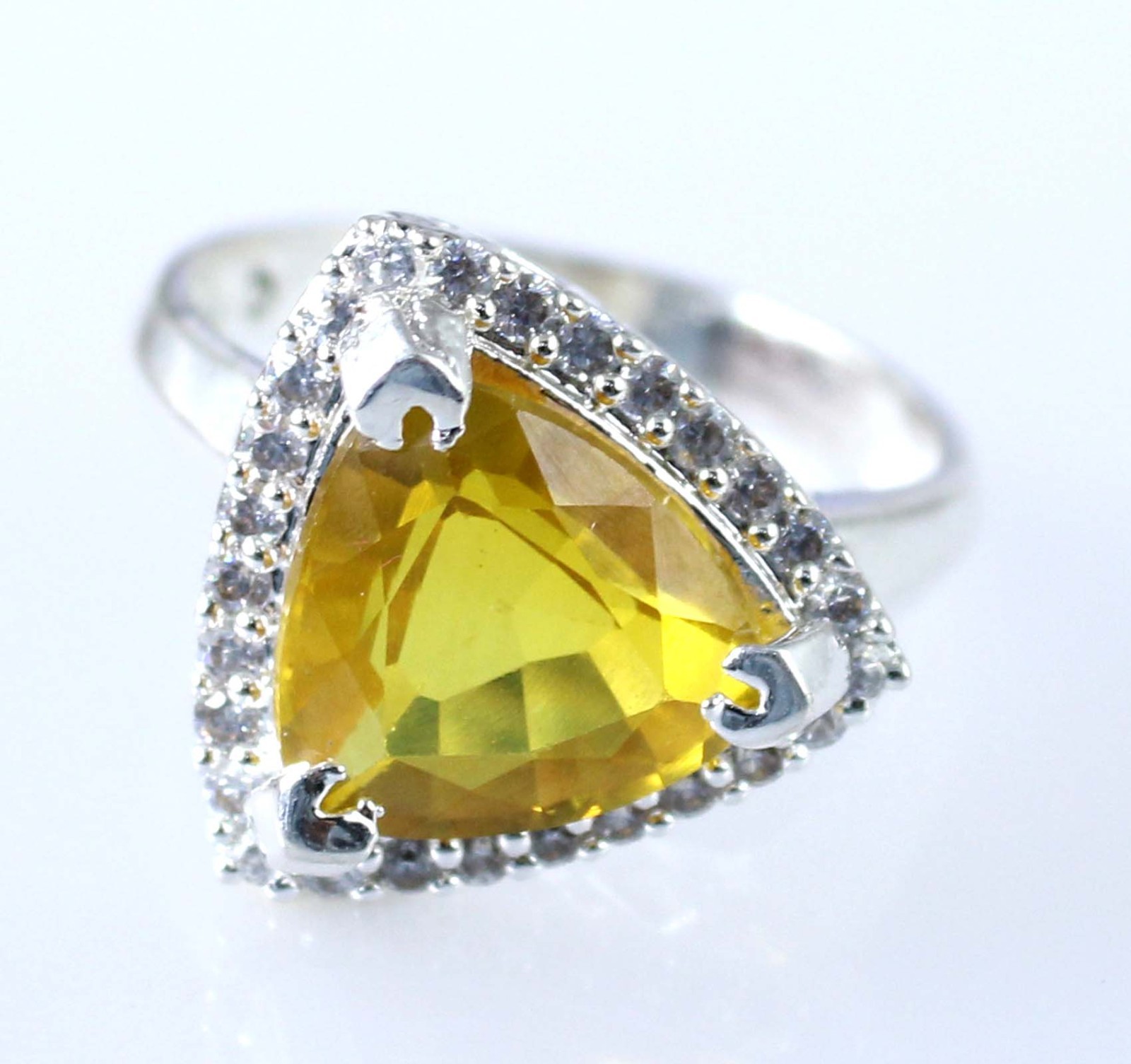 Yellow Sapphire 9.05 Ct/11 mm Natural Trillion Gemstone Certified Ring See Video