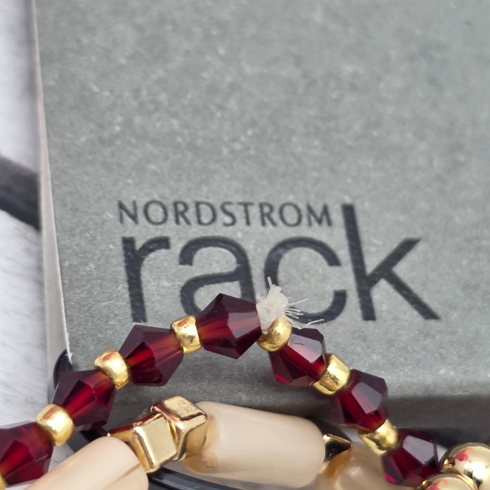 Nordstrom Rack Gold Tone Beaded Stretch Bracelet Set Burgundy Beige Pavé Disc