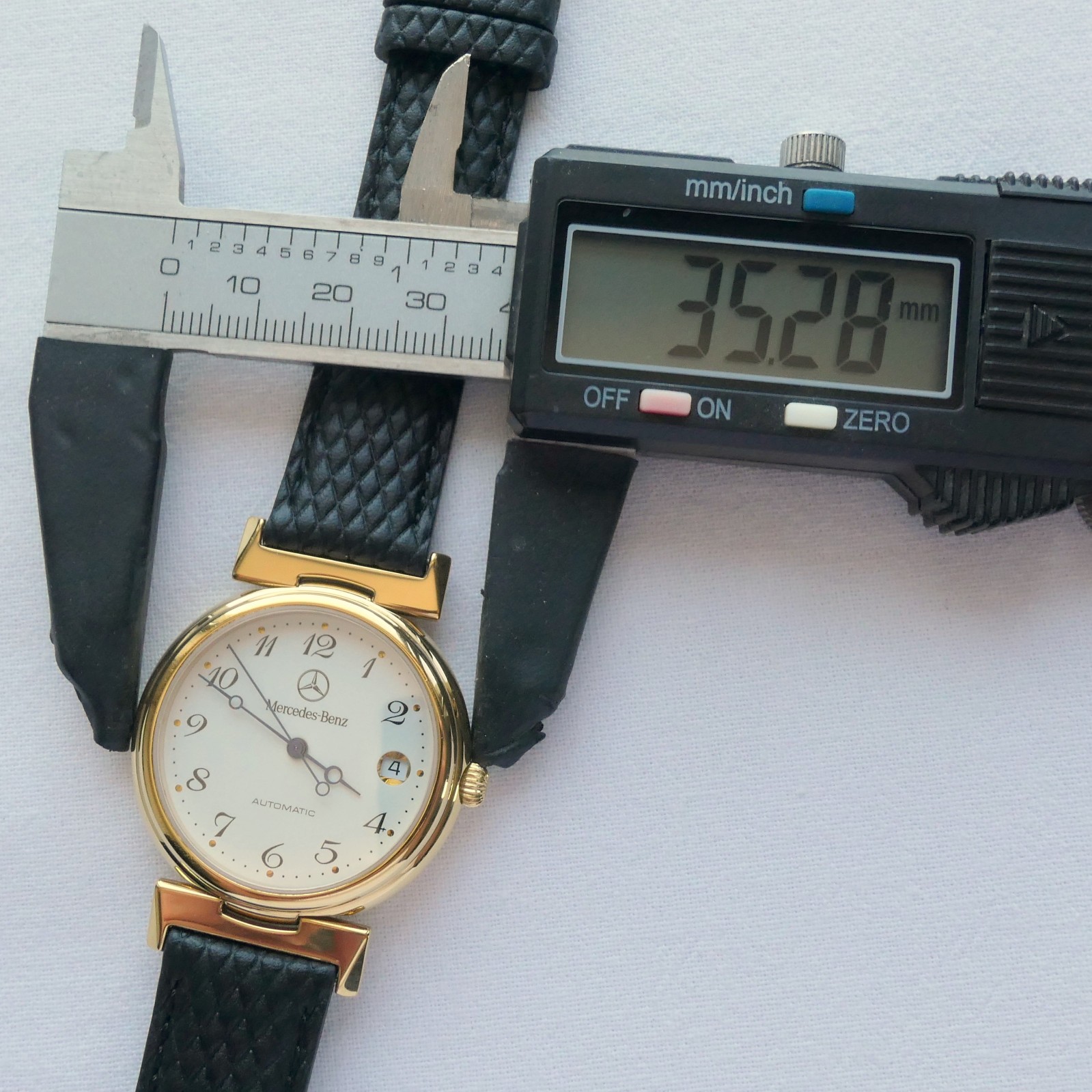 Mercedes Benz Made in Germany Classic Car Accessory Luxury Swiss Automatic Watch