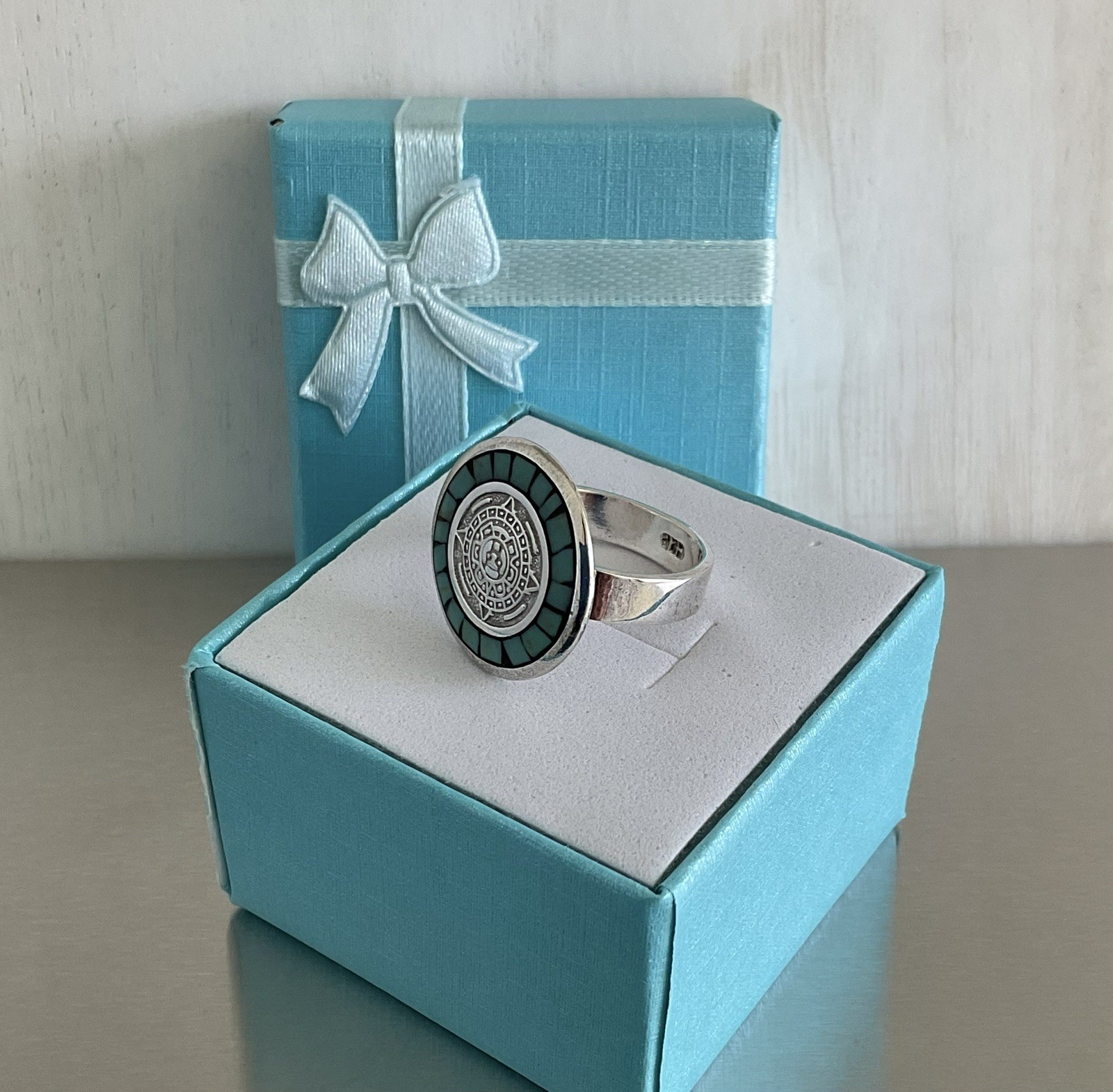 Turquoise Chip Inlay Aztec Calendar Motif Ring 925 Sterling Silver Size 7