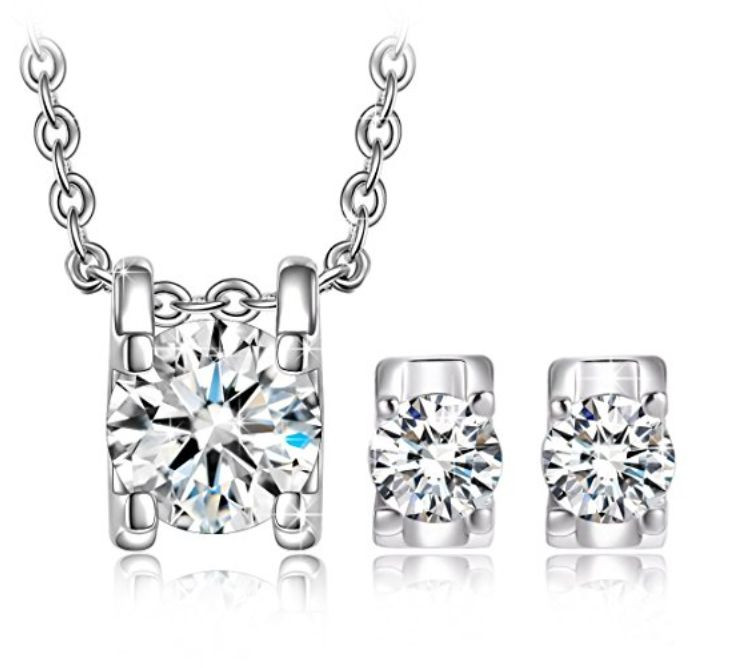 Qianse AAA Cubic Zirconia Stud Earrings Pendant Necklace Fashion Jewelry Set