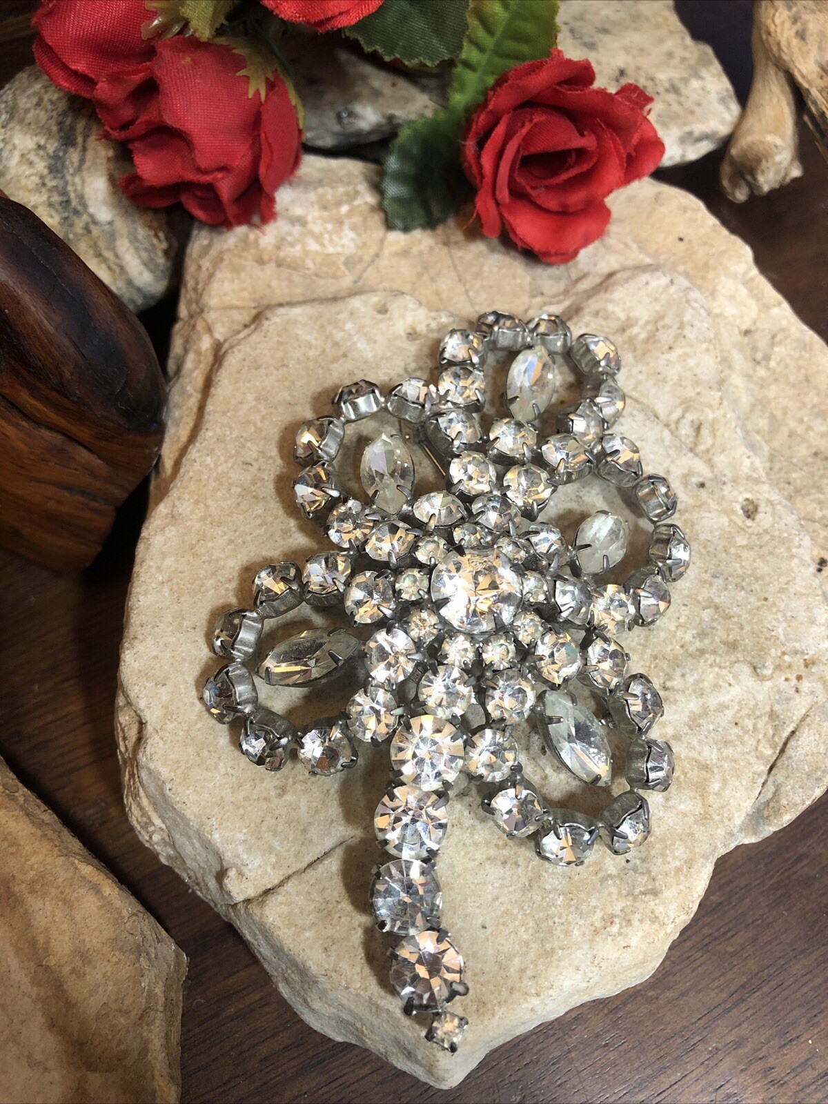 23. Vtg Silver tone Mix material White, AB, Blue Rhinestone Prong Set 5 Pins