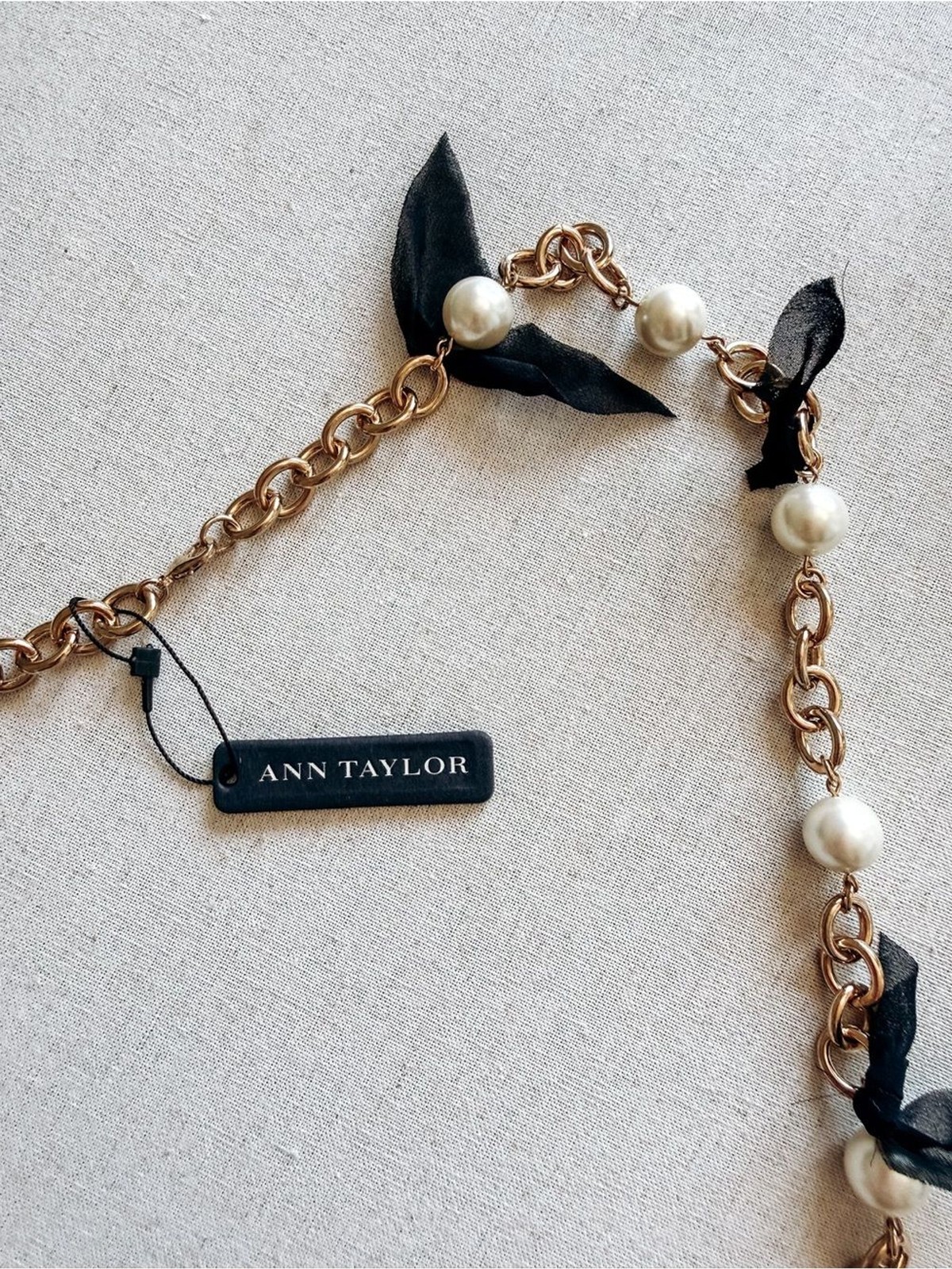 Ann Taylor Gold Tone Faux Pearl Chain Ribbon Statement Necklace NWT