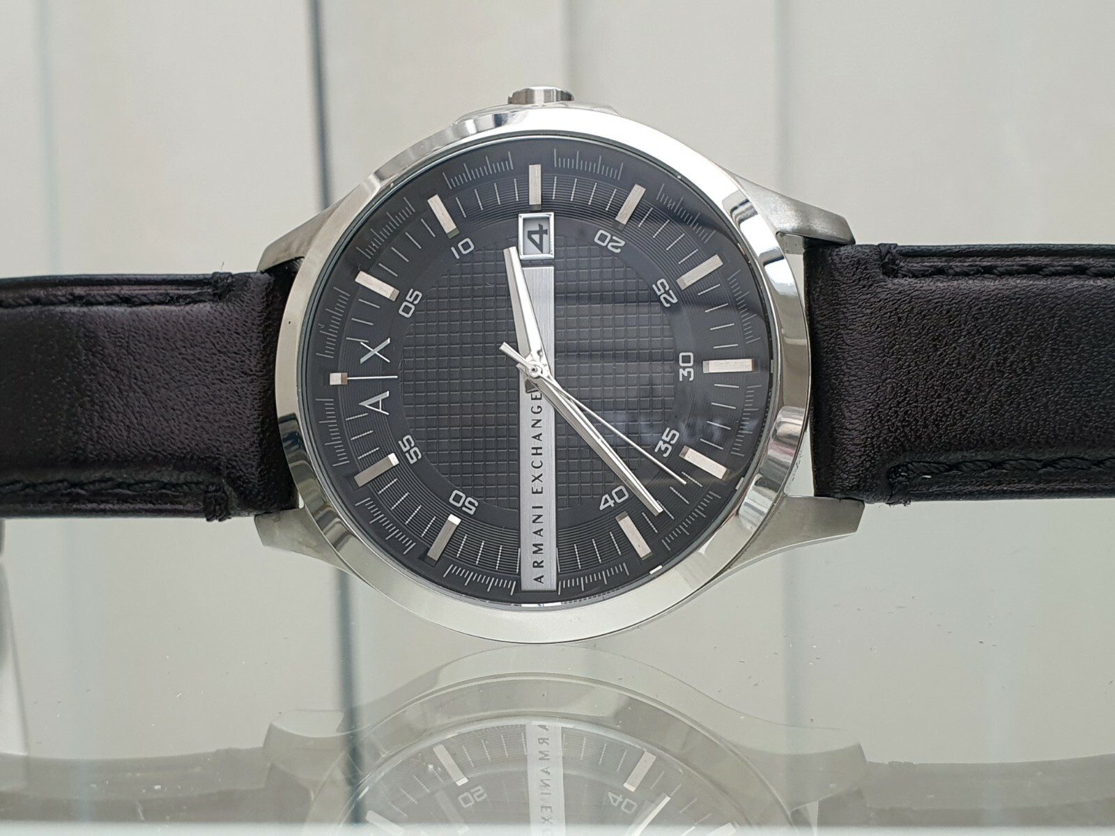 ARMANI EXCHANGE Mens Watch Black leather strap ,Easy to Read Date used VGC a17