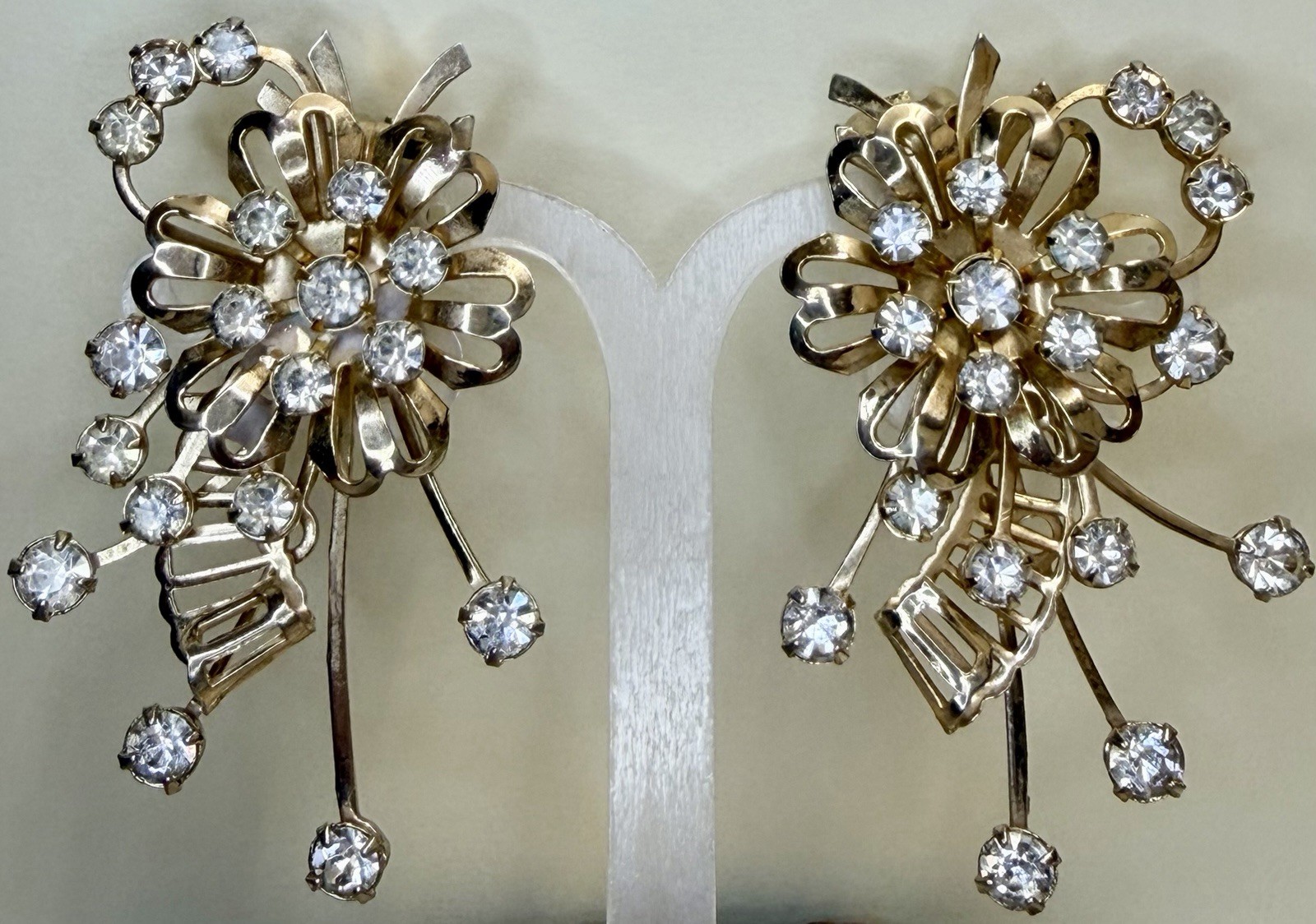 Vintage Floral With Rhinestone Accents Earrings, 1950s. Excellent Condition.