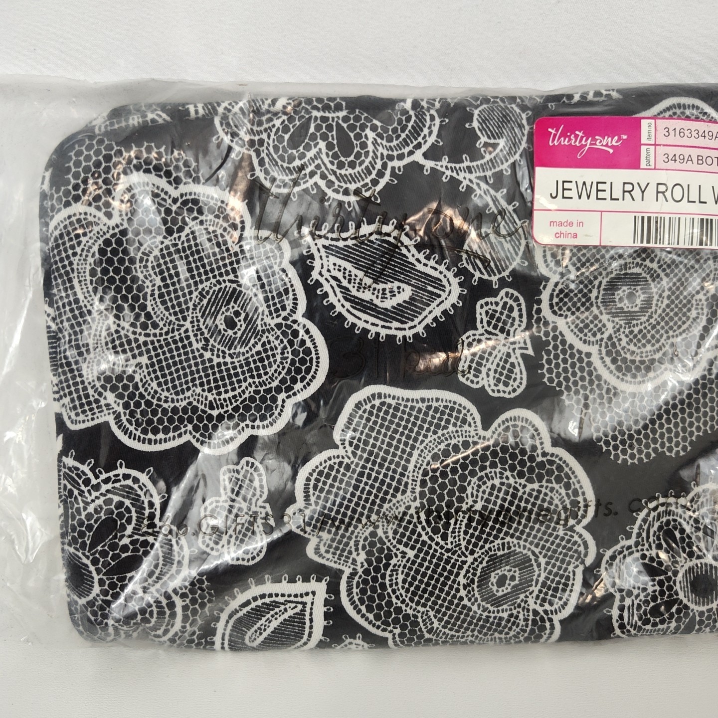 New Thirty One Jewelry Roll w Pouches Botanical Lace Black White
