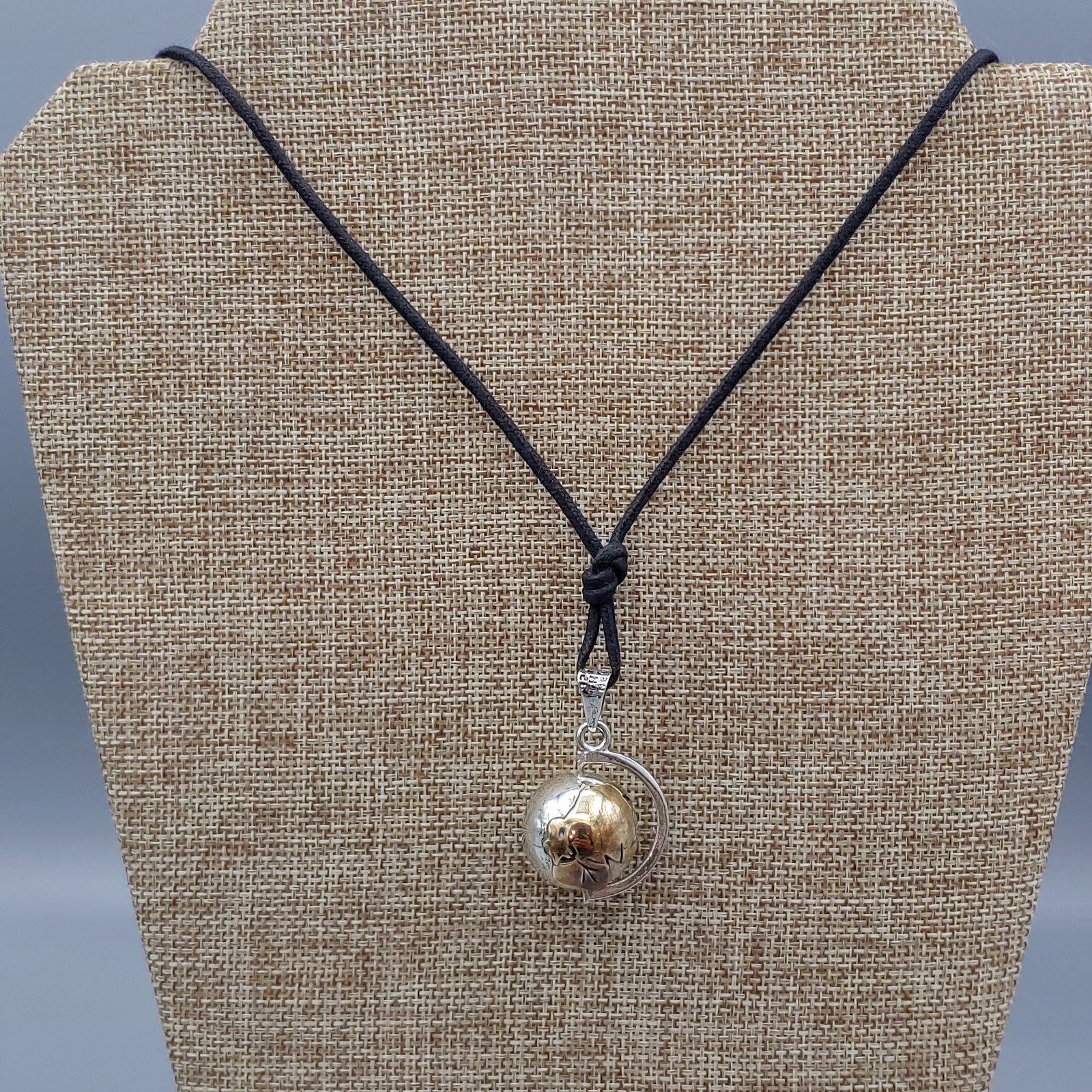 VTG Taxco TR-77 Mexico Sterling Silver .925 and Brass Earth Harmony Spin Pendant