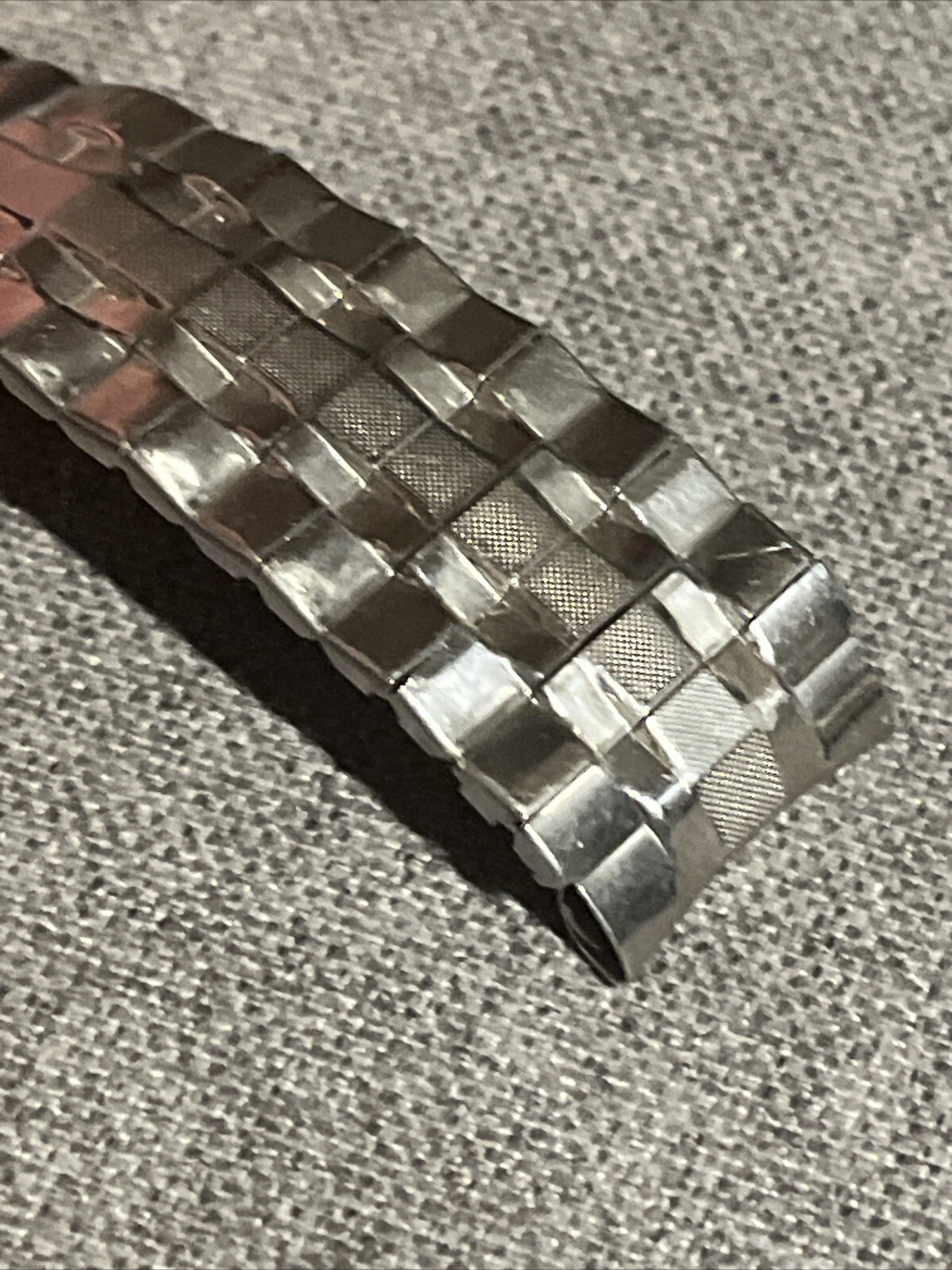 Stainless Steel Center Expansion Vintage Men’s Watch Band 5-1/4” Long 15.4mm
