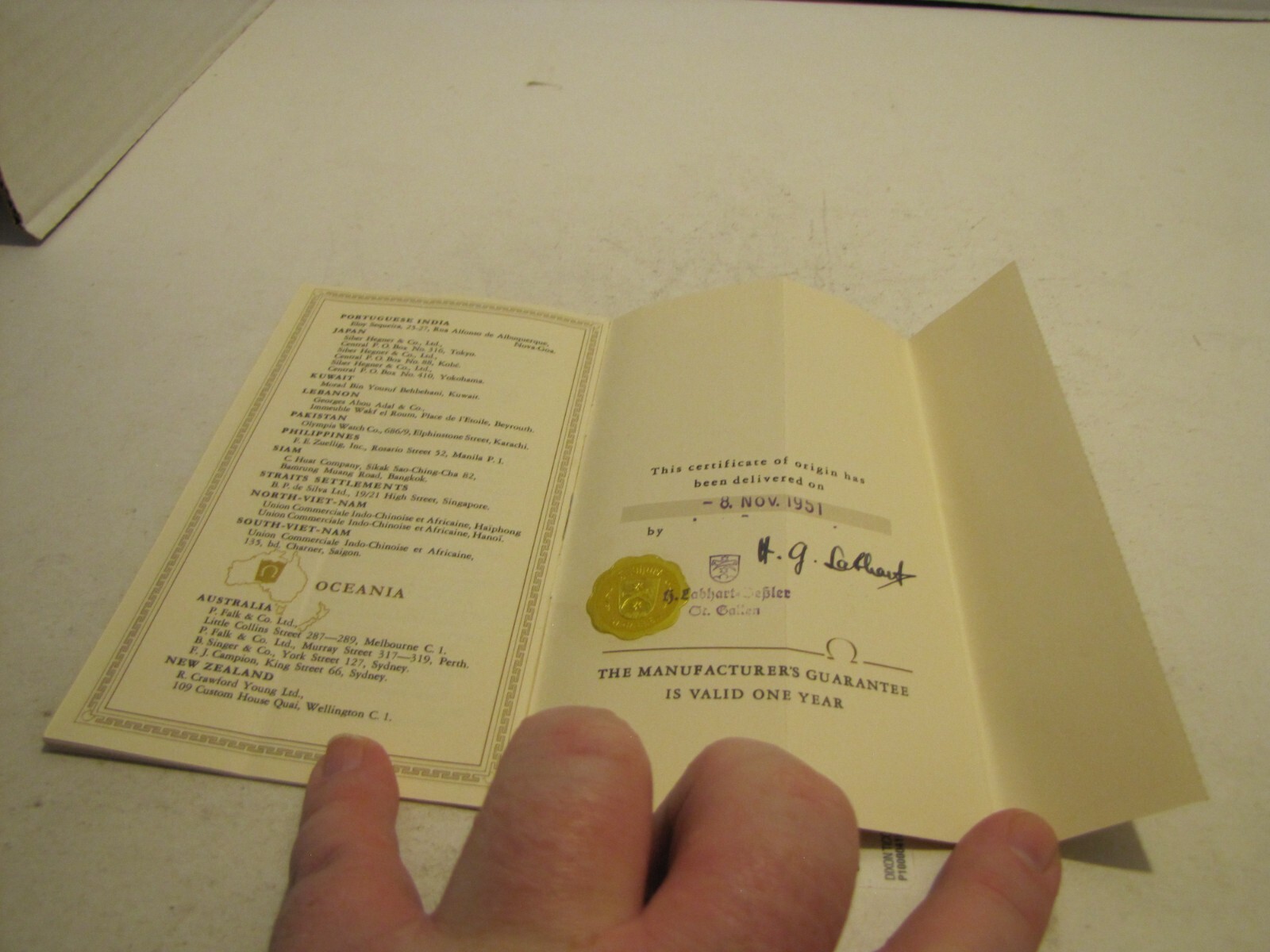 1951 OMEGA WORLD SERVICE GUARANTEE CERTIFICATE OF ORIGIN