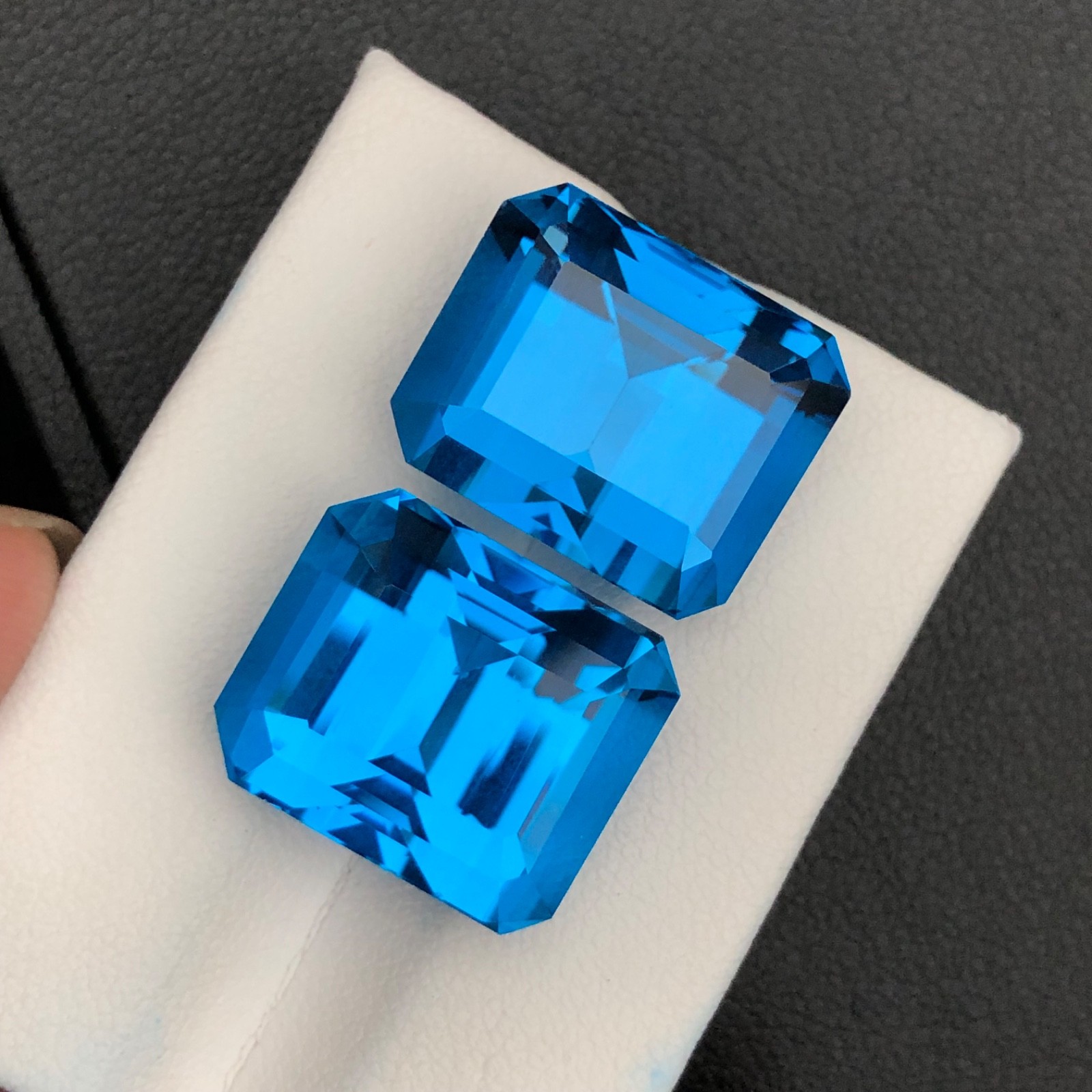 CT 43 Natural swiss blue londan topaz faceted cut Emrald octagan shape