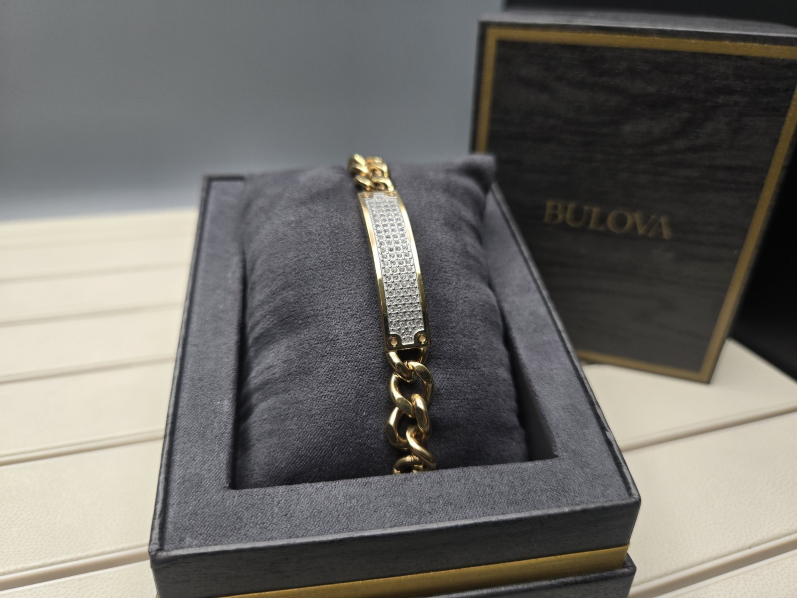 Bulova 98K106 Genuine Gold Tone Crystal Bracelet OEM Gift Set Bracelet Only