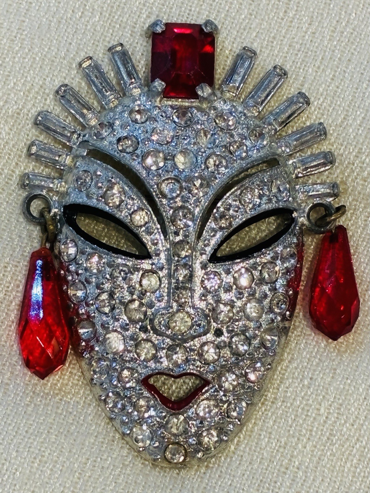 Vintage Reinad Pot Metal Crystal Rhinestone Princess Face Mask Brooch Pin