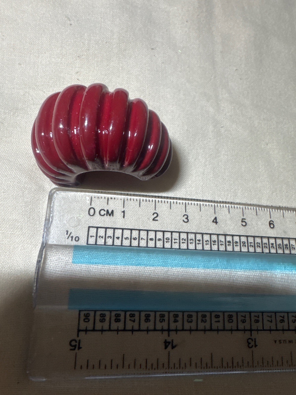Vintage 1980s Chunky Red Hoop Earrings Ribbed Fluted Acrylic C-Hoops Retro