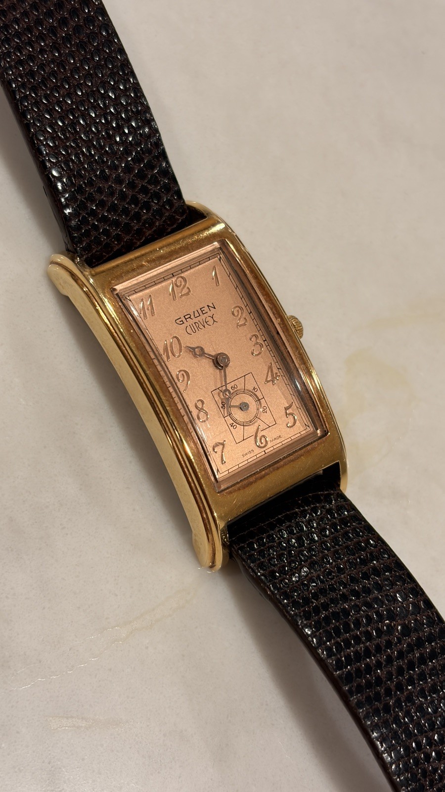 GRUEN CURVEX MEN’S WRIST WATCH MODEL GS1219 (working)