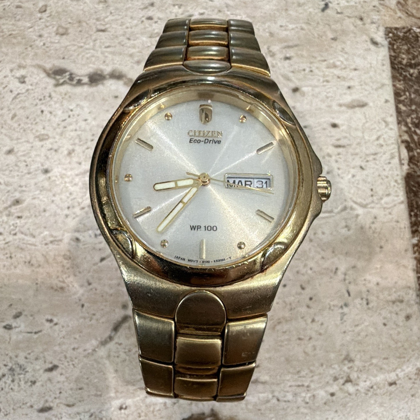 Citizen Eco-Drive Quartz Day/Date Gold-Tone Bracelet 100m 31mm Silver Dial