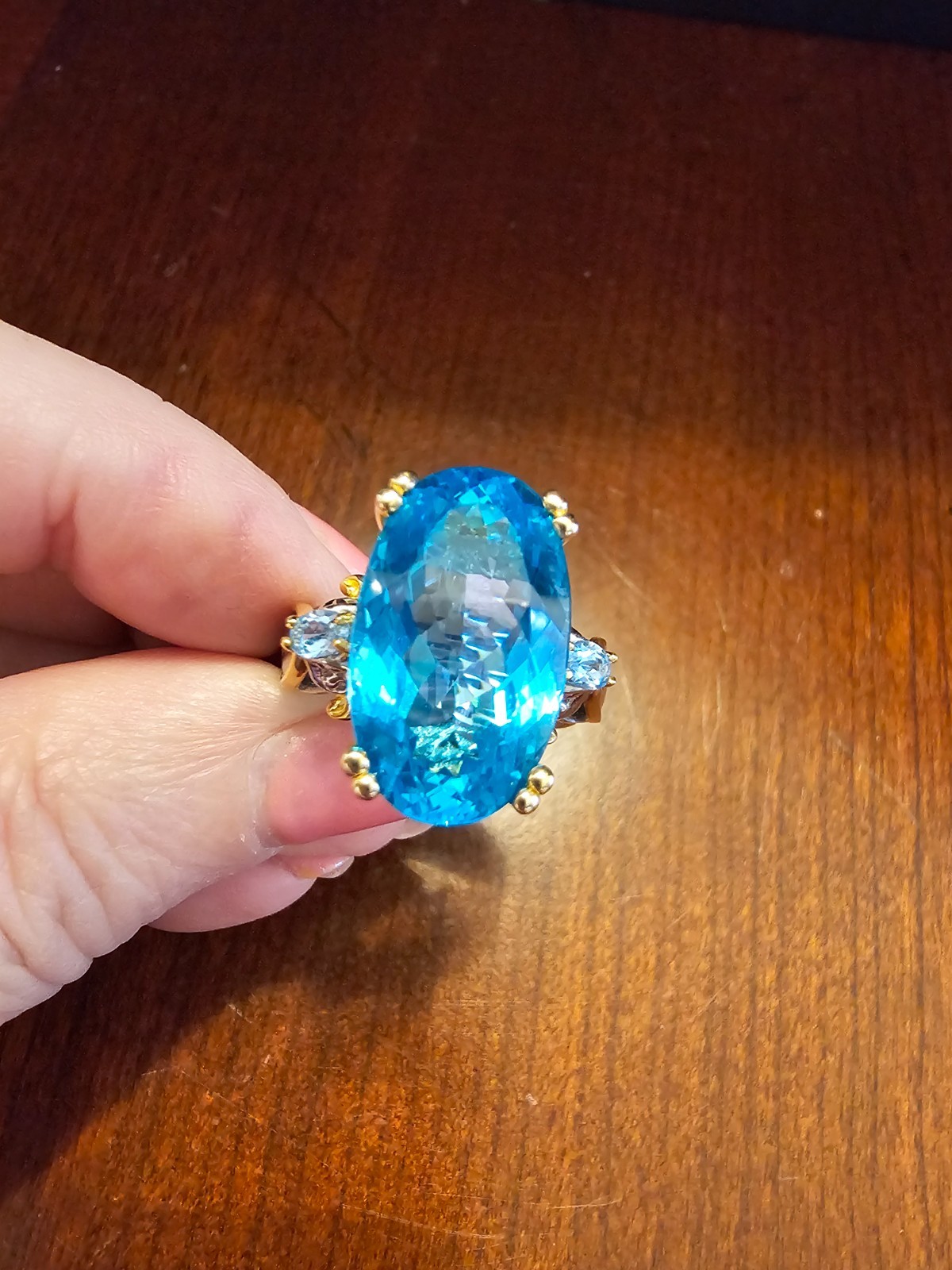 Gems en Vogue 20×13 mm Paraiba color Blue Topaz Oval Cut Ring Sterling Silver
