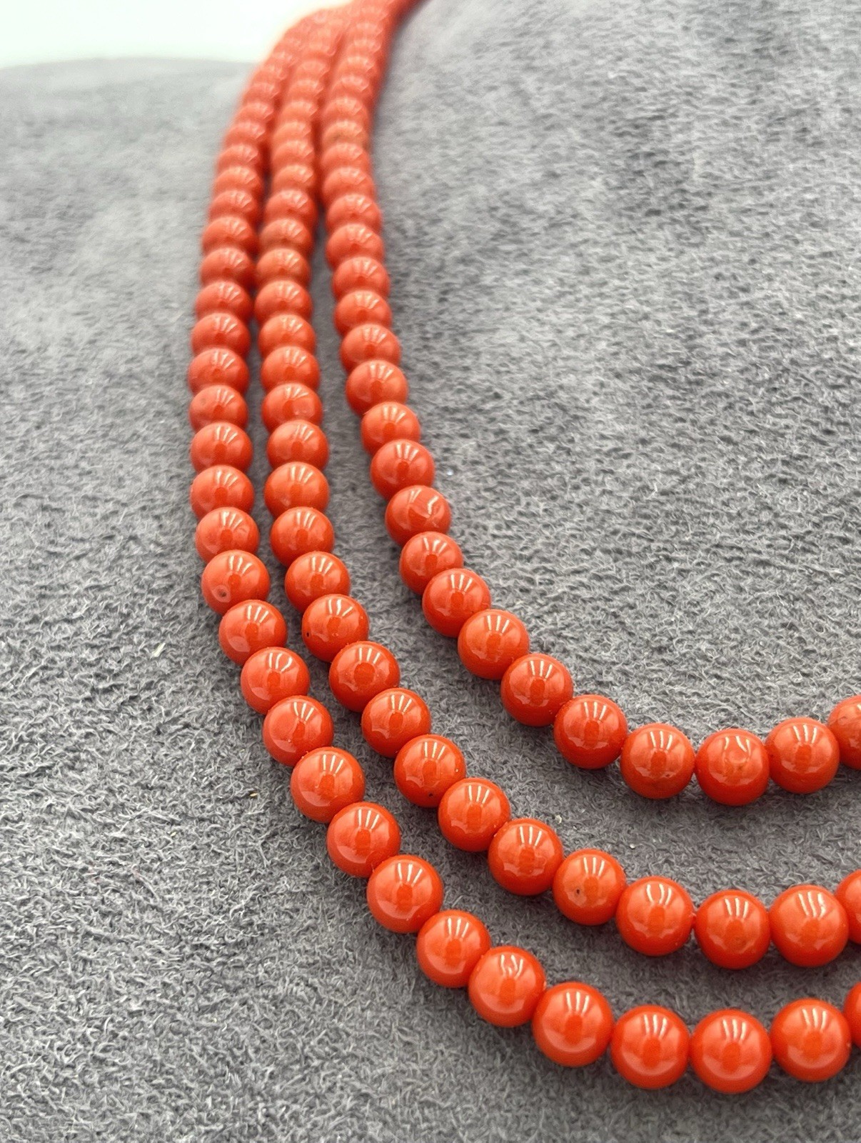 Natural Mediterranean Red Coral 3 Strand Necklace 5mm 18kt Gold 62g Made Italy
