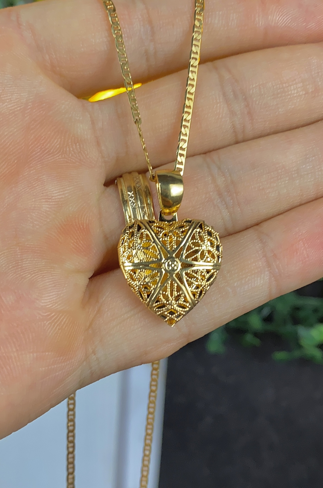 14K Gold Filled Heart Necklace Elegant Charm Mariner Chain for Womens Girls