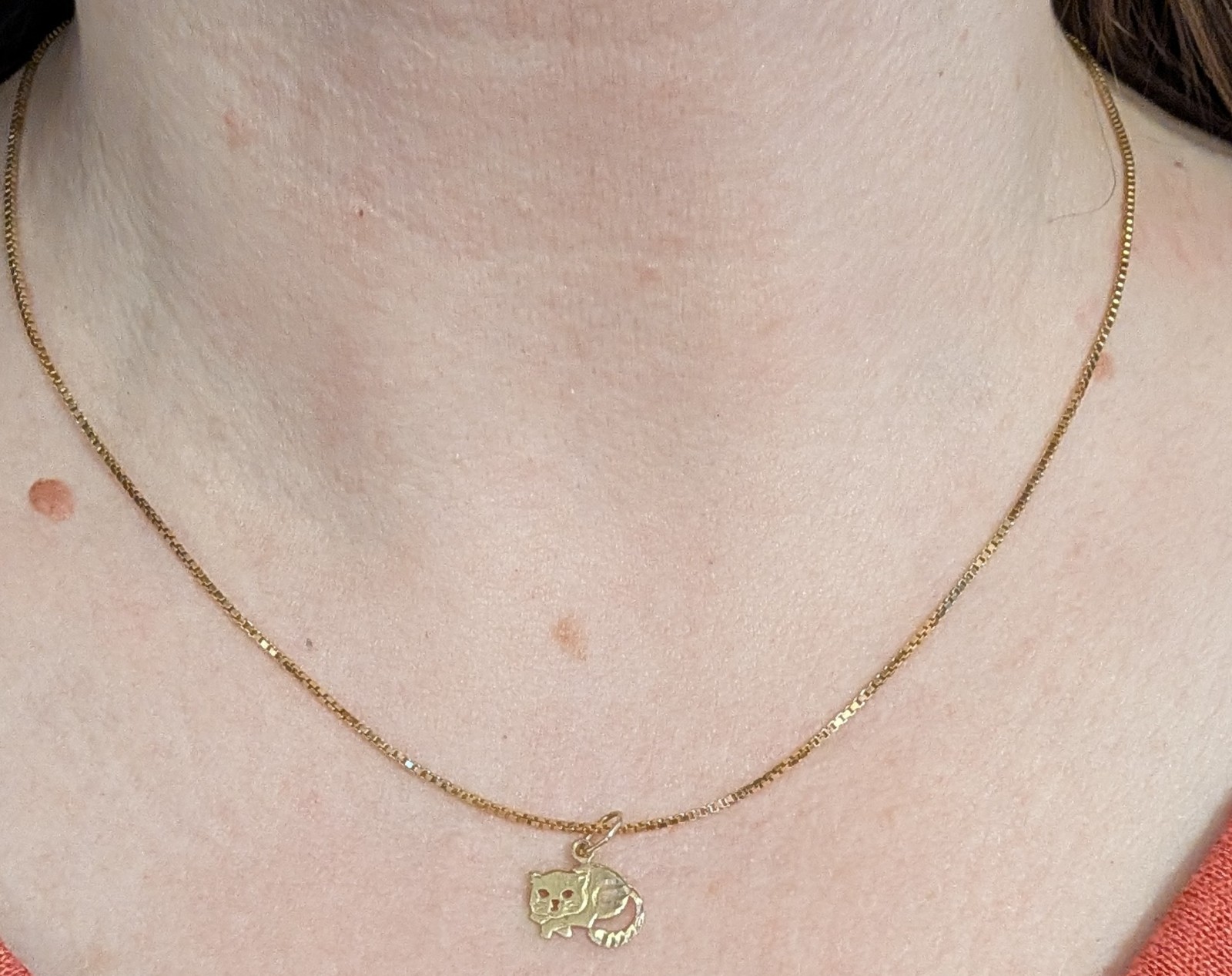 14k Yellow Gold Sleeping Cat Charm Necklace Pendant ~ 0.5g 19″ Chain