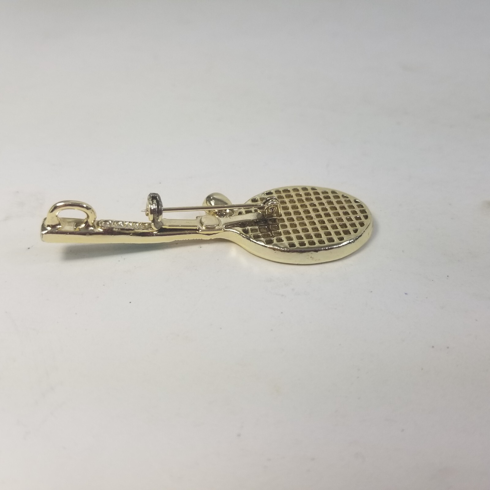 Vintage GERRY’S Tennis Racquet & Ball Brooch / Pin Goldtone