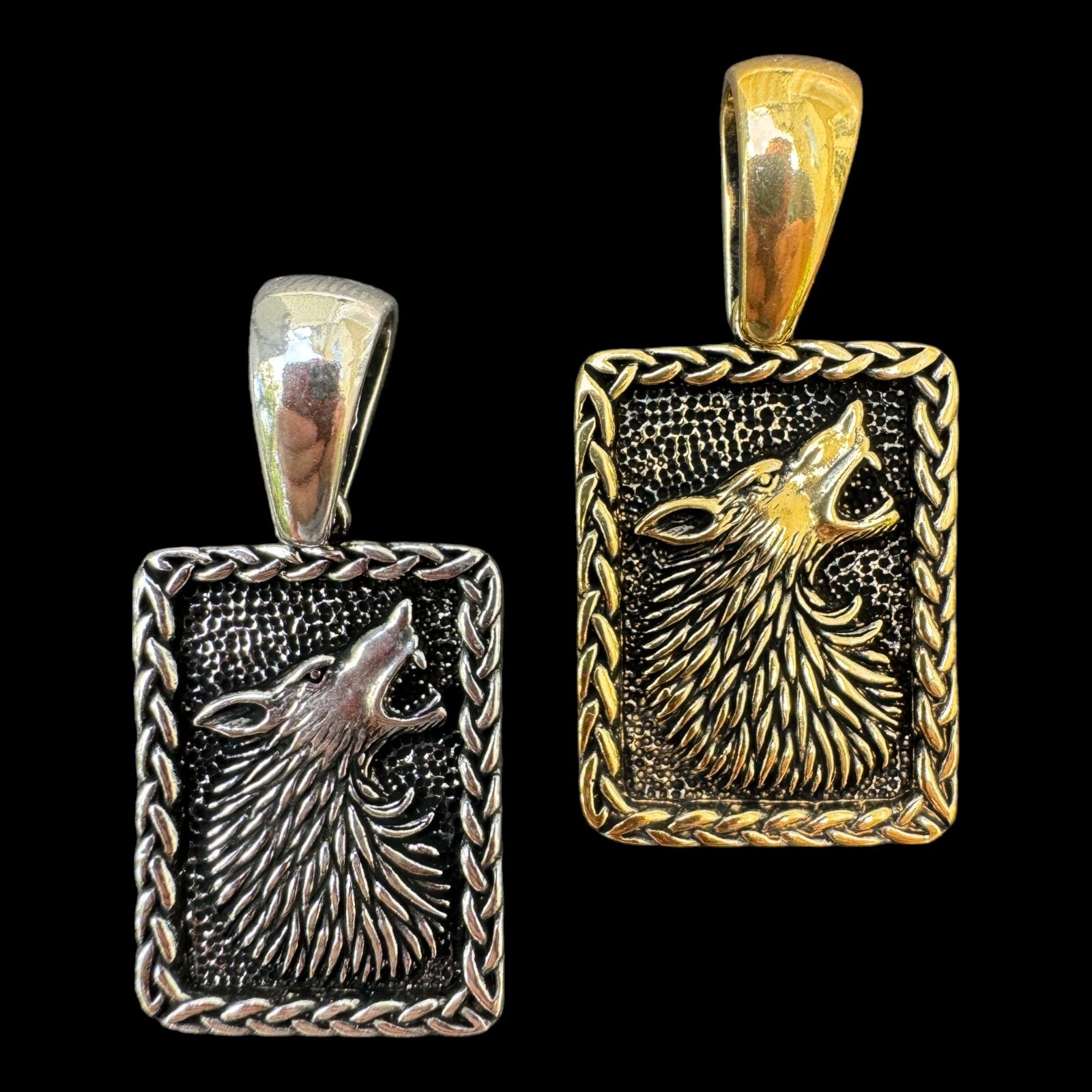 Solid 925 Silver / Gold Plated Oxidized Howling Lone Wolf Pendant Necklace
