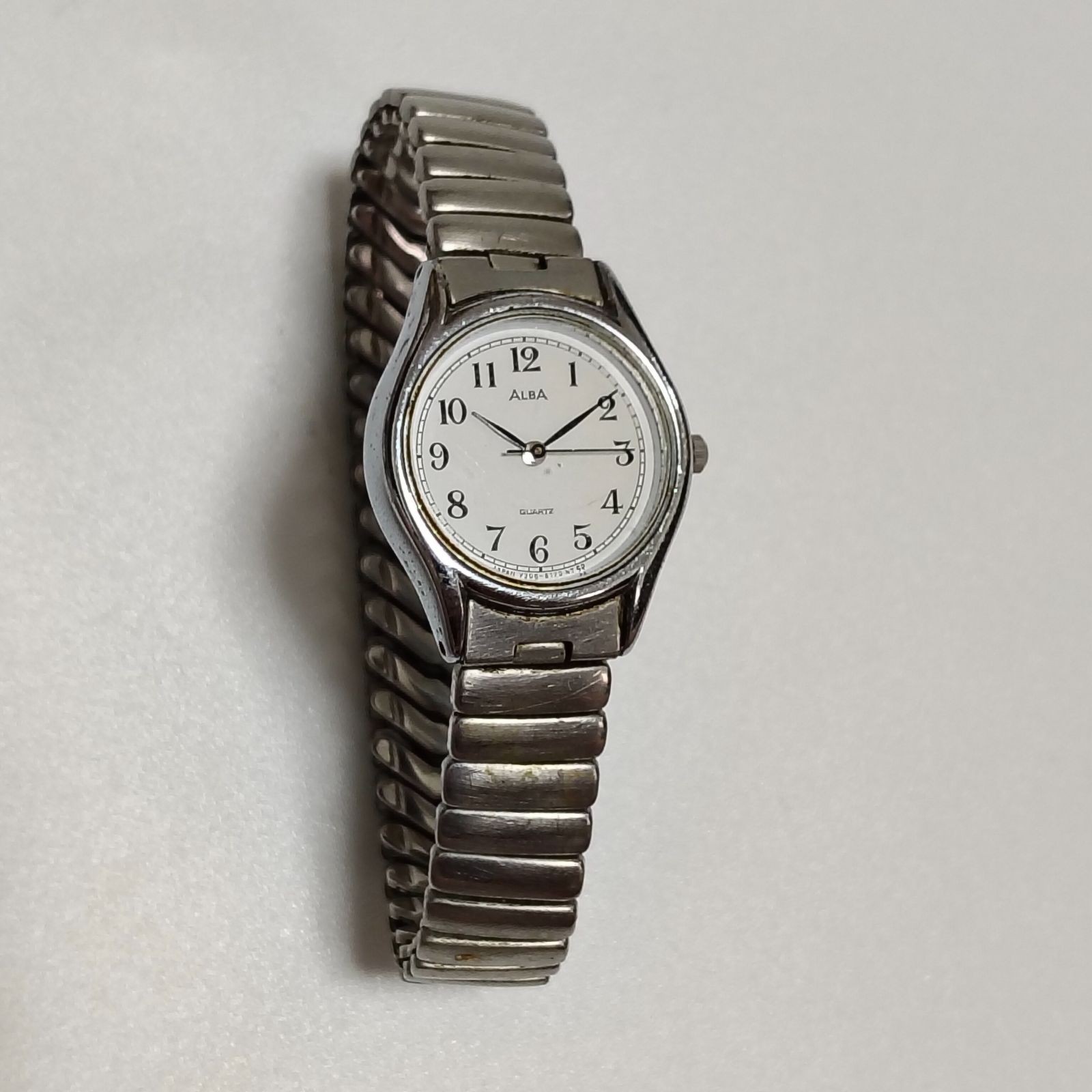 ALBA V306 6170 Women’s Watch 24mm Quartz Working Expandable Band