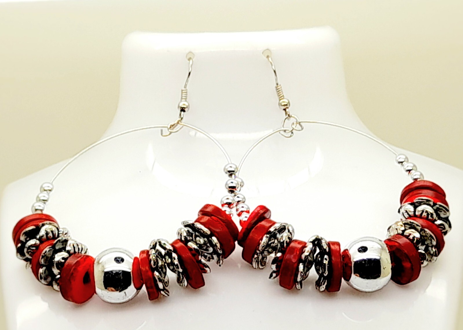 RED COCONUT WOOD & ANTIQUE ALLOY & SEED BEAD HOOP DANGLING FASHION EARRINGS