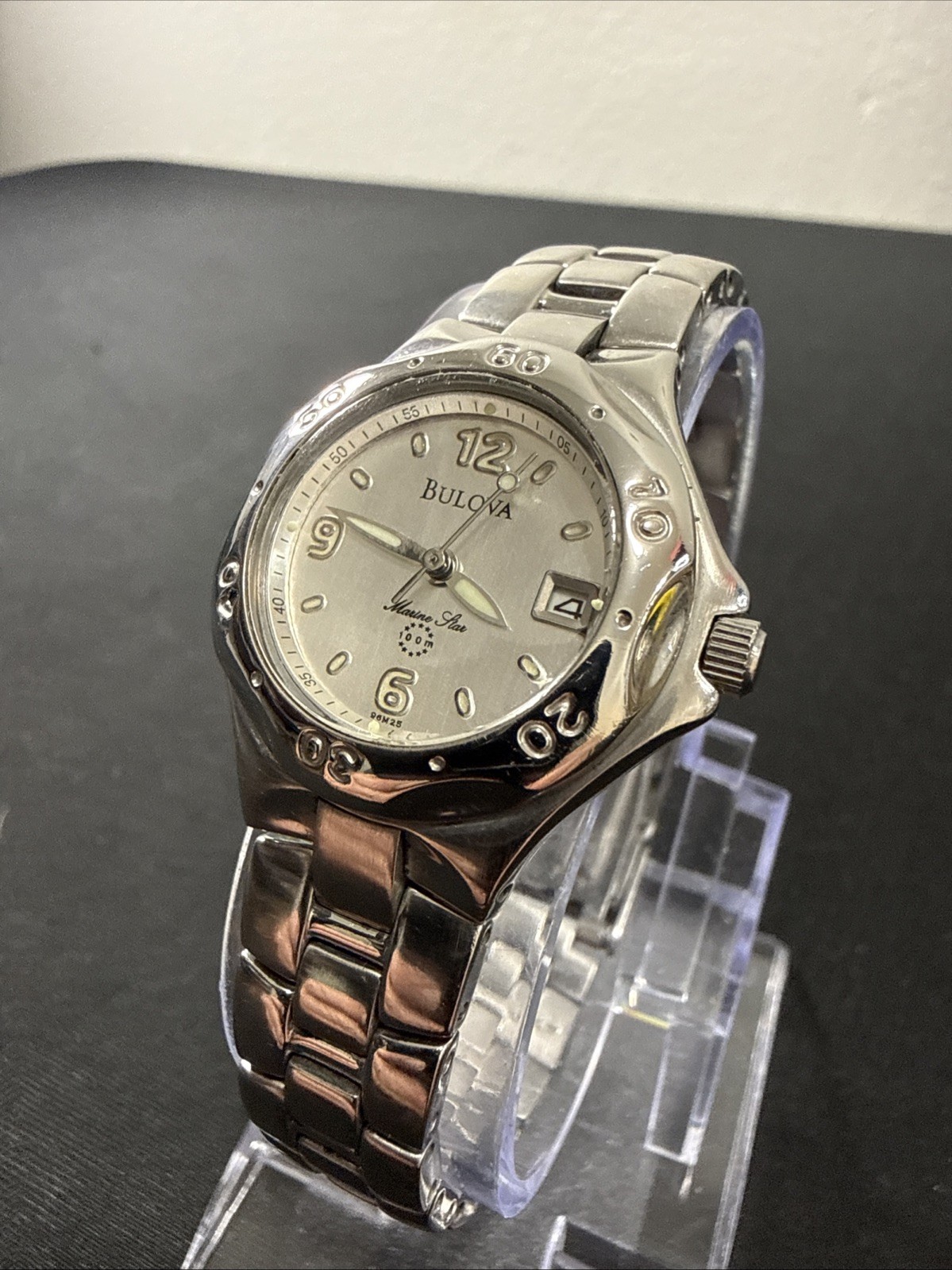 2001 Women’s Bulova Marine Star 96M25 Wristwatch New Battery In Very Good Shape!