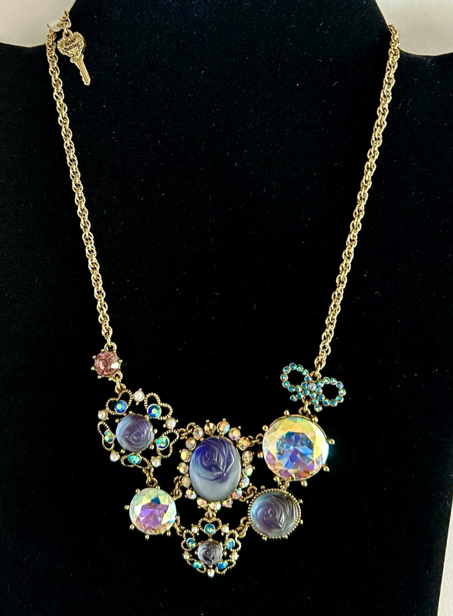 Betsey Johnson BLOOMING GARDEN Carved Glass Rose Flower AB Rhinestone NECKLACE