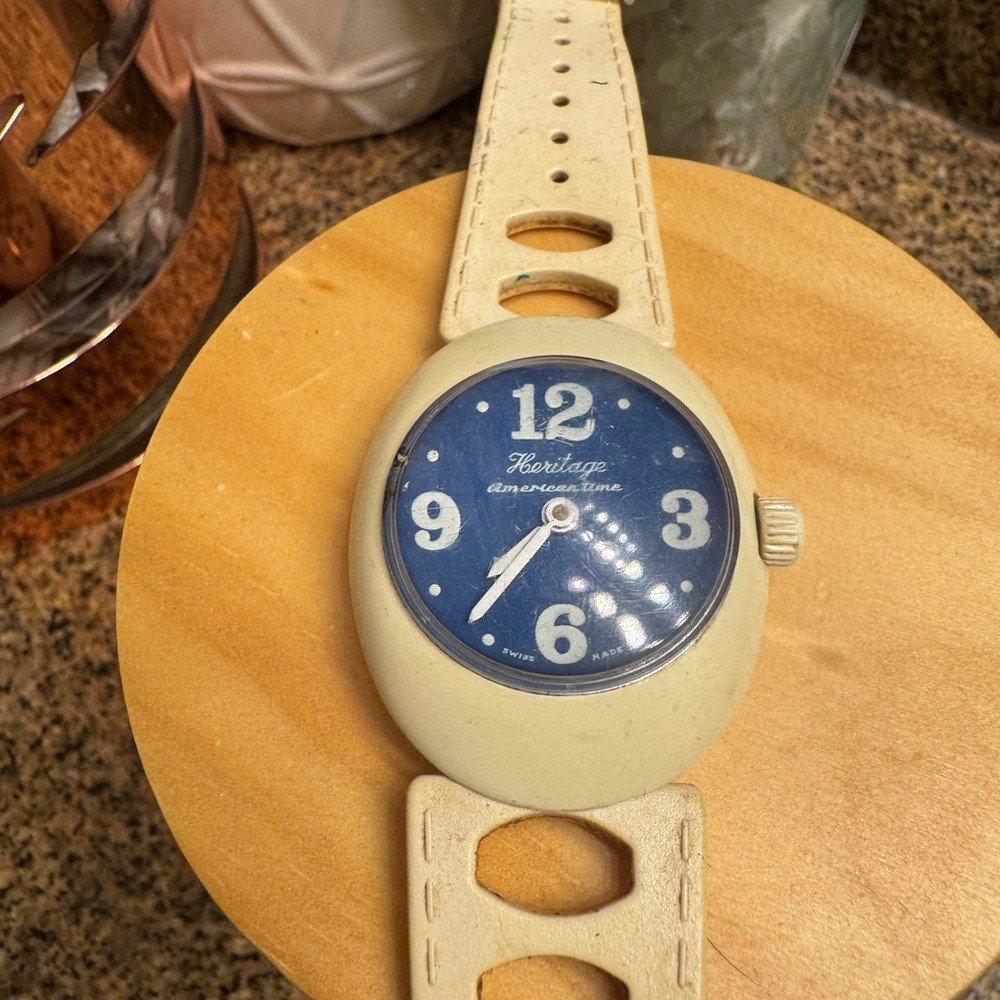 Heritage Anerican Time Vintage Cream and Blue Heritage BUBBLE Watch