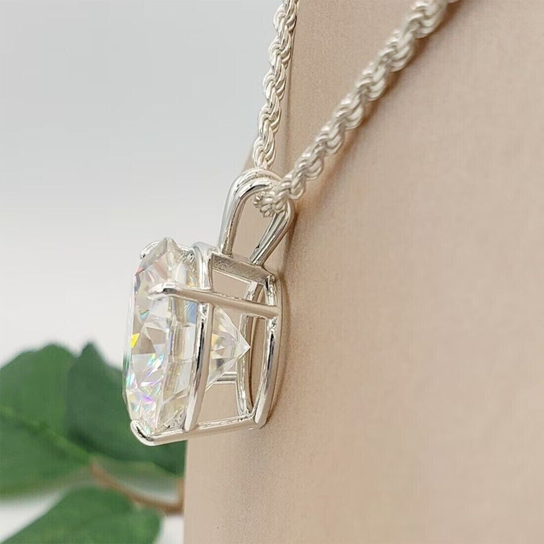 5 Ct Certified Round Shape VVS1 Natural White Diamond Pendant White Gold Finish