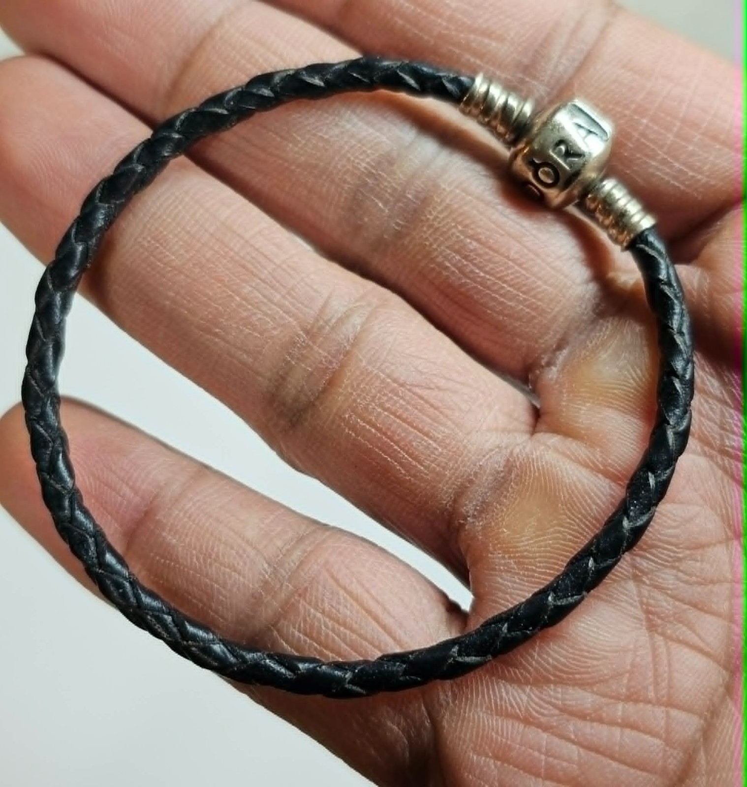 925 Sterling Silver ALE Pandora w/ Single Black Leather Bracelet 6 1/2in- S118