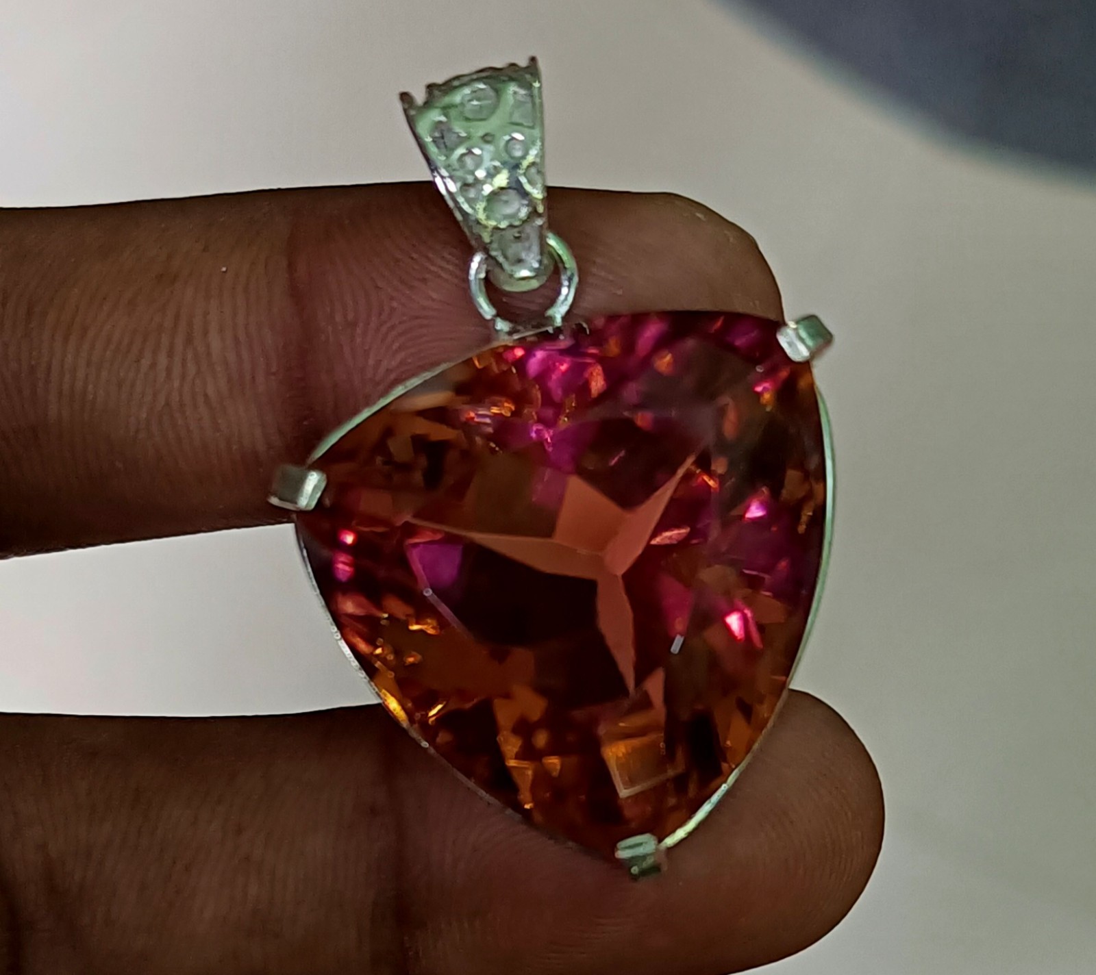 EGL Certified 84.05 Ct Trillion Natural Zultanite 925 Silver Pendant Loose Gems