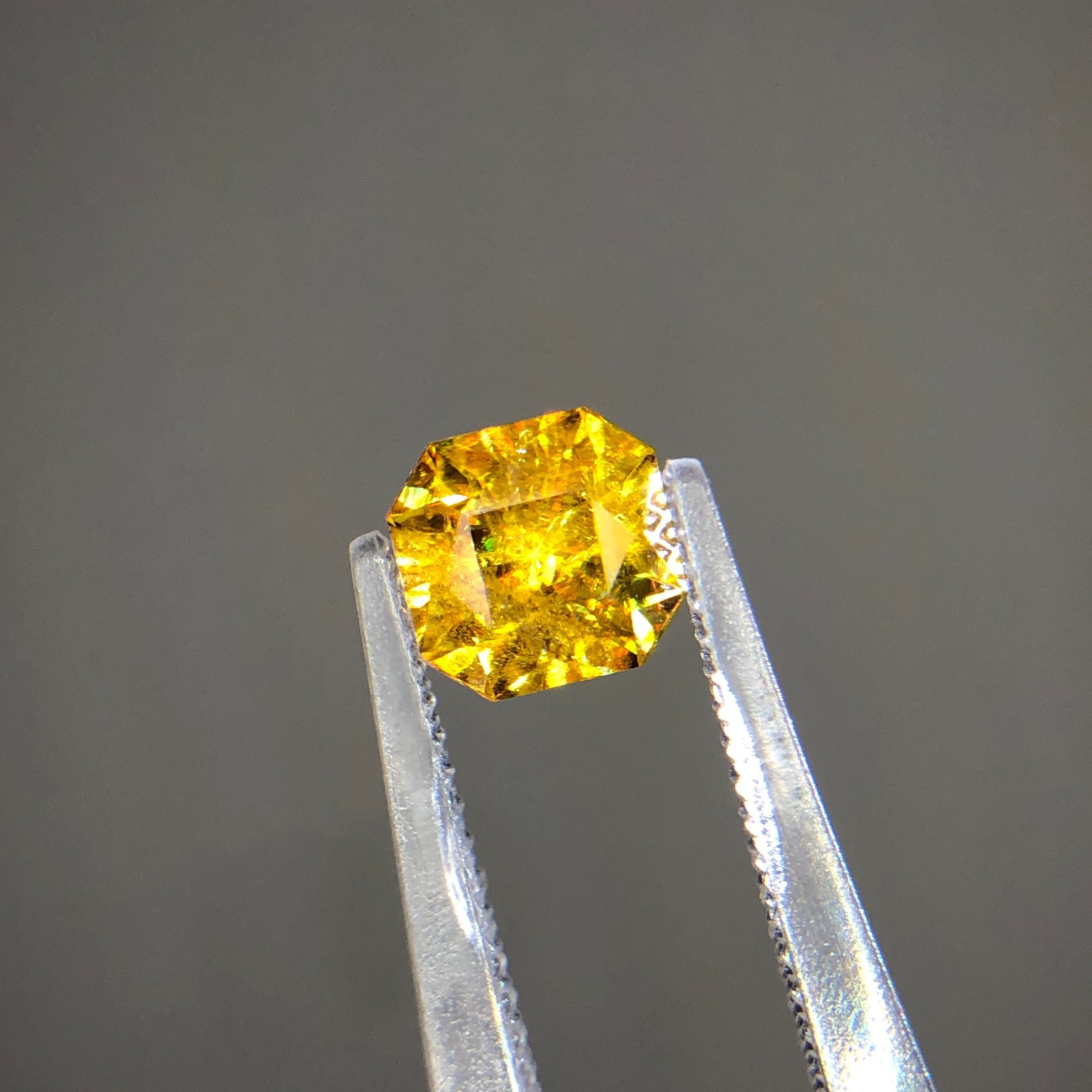 1.45 Carat Natural Full Fire Sphene Titanite Fancy Cut Gemstone For Jewelry