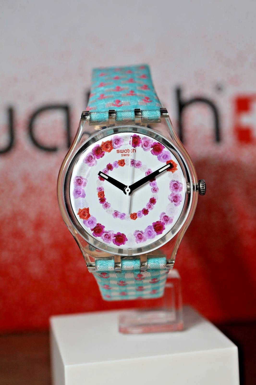 NEW Limited Swiss Swatch ROSES4U Flowers Denim Leather Strap Clear 34mm GZ291