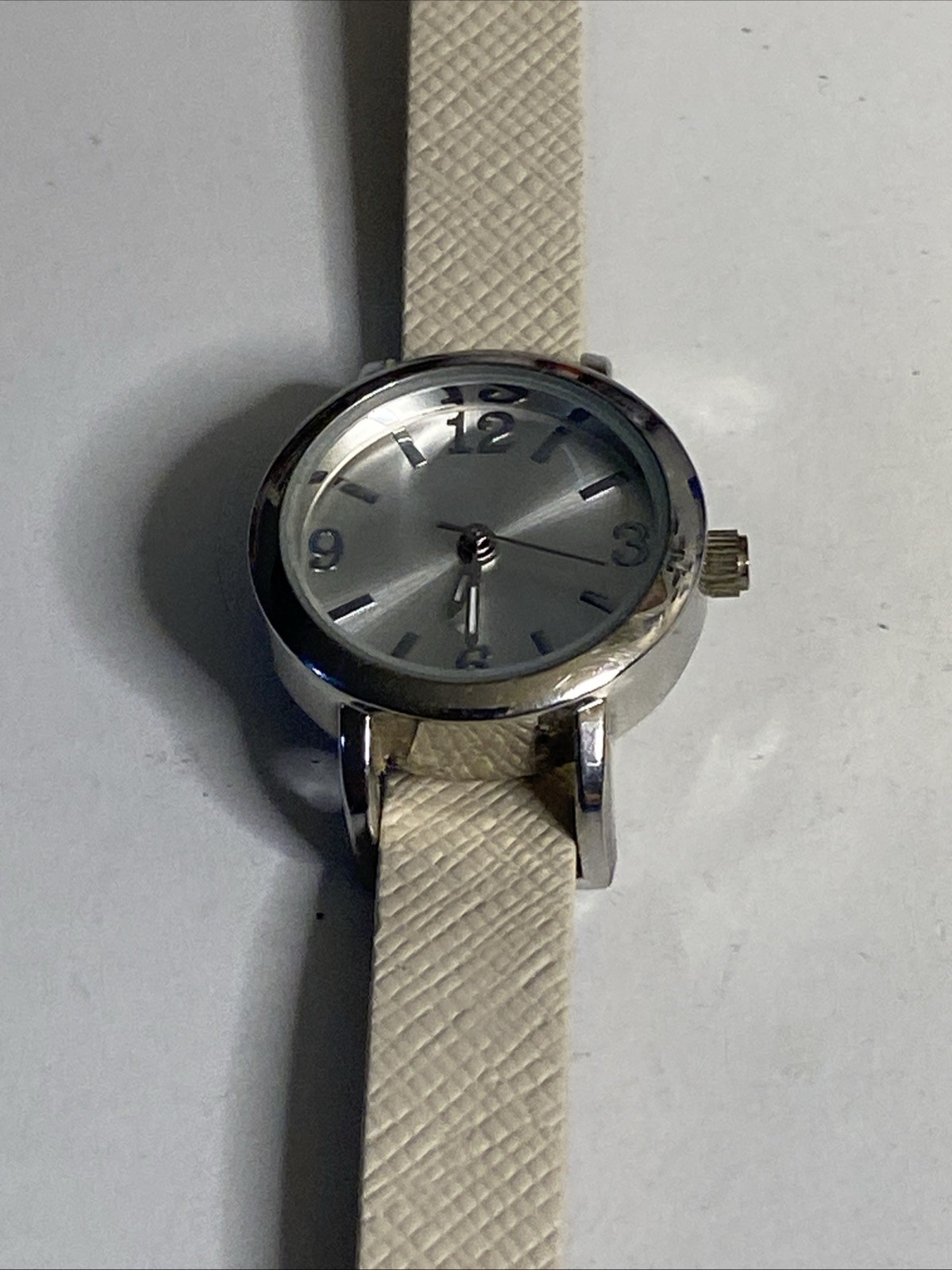 Accutime Watch Corp Women’s Silver Toned Watch New Battery