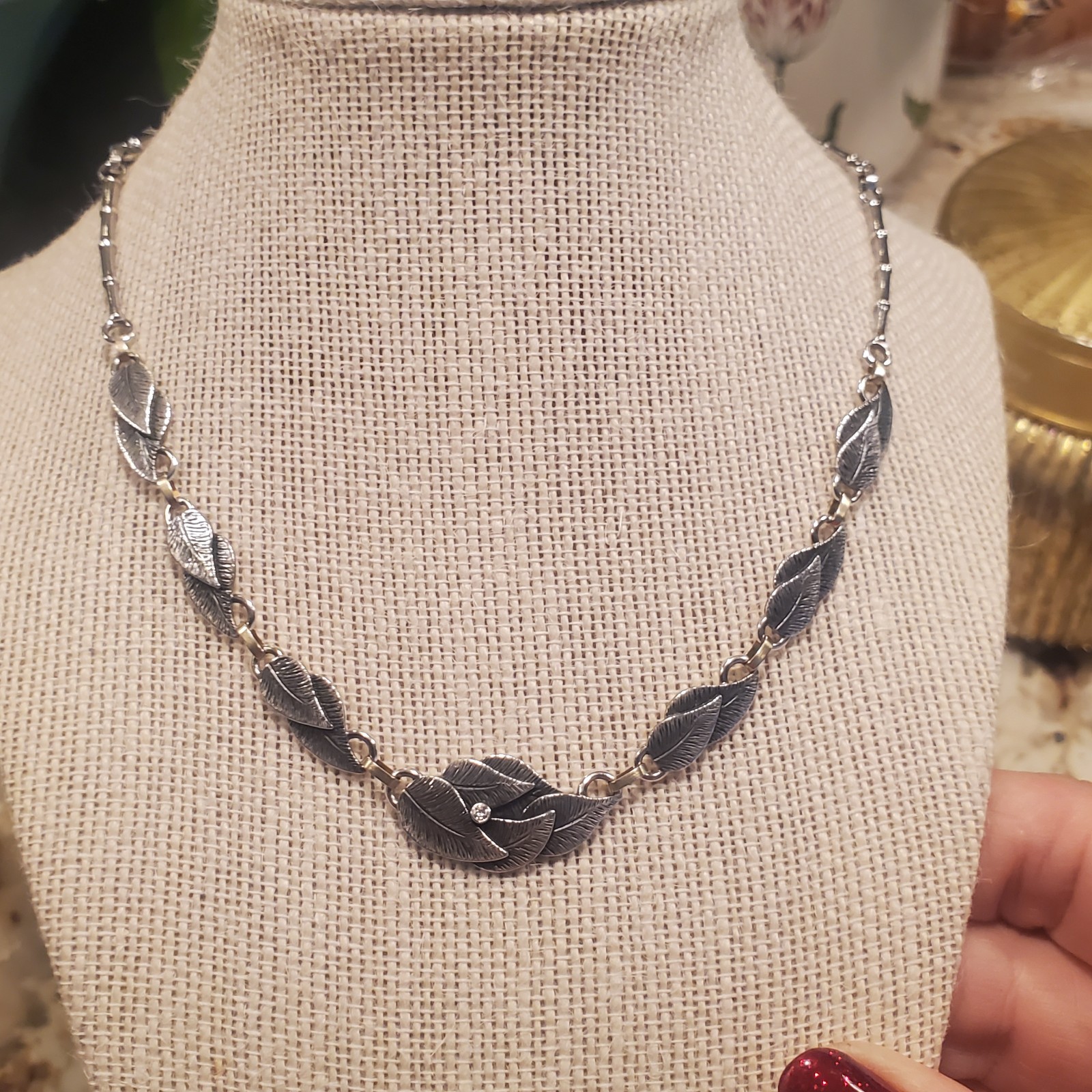 Sterling Silver Leaf & Bamboo style necklace links with diamond