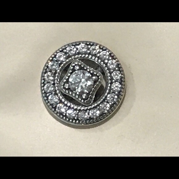 Brand New Genuine Pandora Silver Vintage Allure Stud CZ Earrings 290721CZ