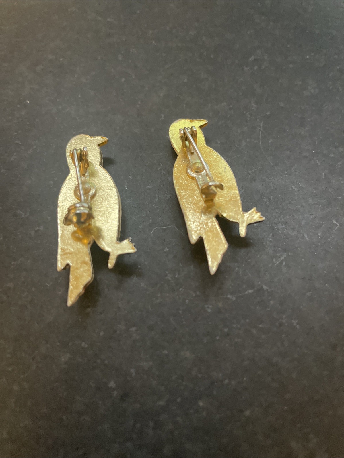 Pair Of Vintage Metal And Enamel Korean Bird Pins/brooches