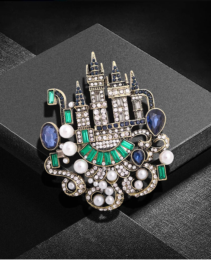 Vintage castle alloy rhinestone brooch colorful diamond crystal pearl Badge