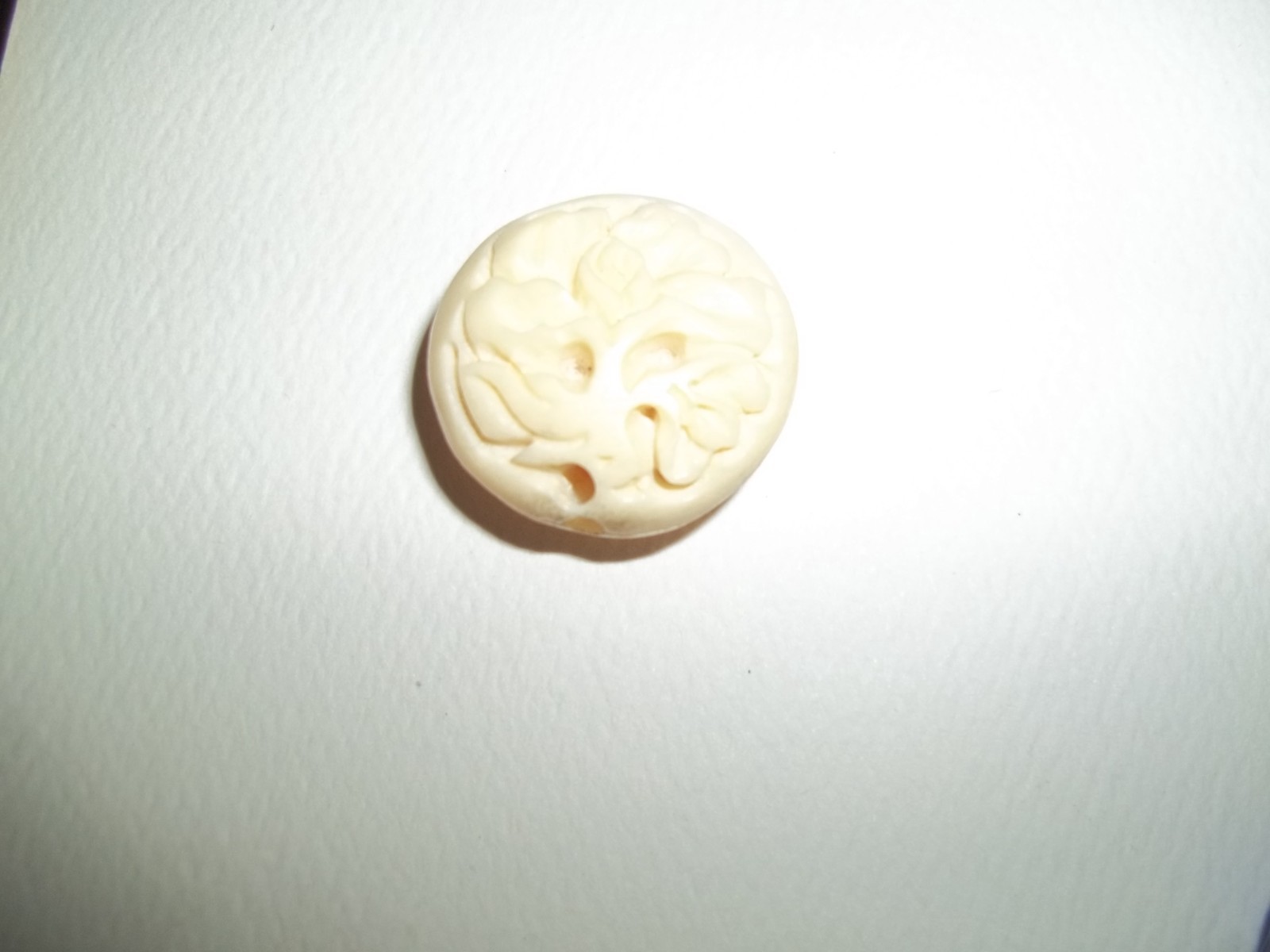 Asian style bead lot carved resin jade look glass craft beads ojime style