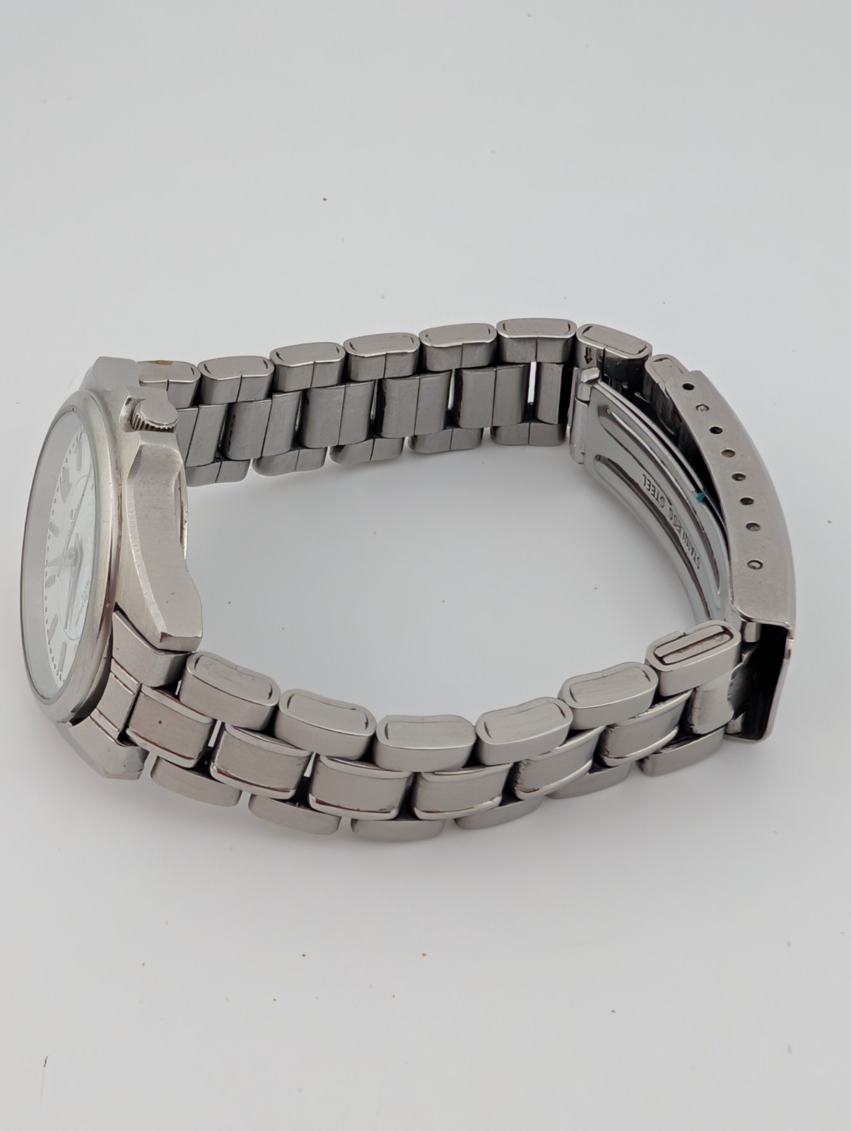 Croton Watch Women 28mm Case 6.5″ Silver Band- New Battery