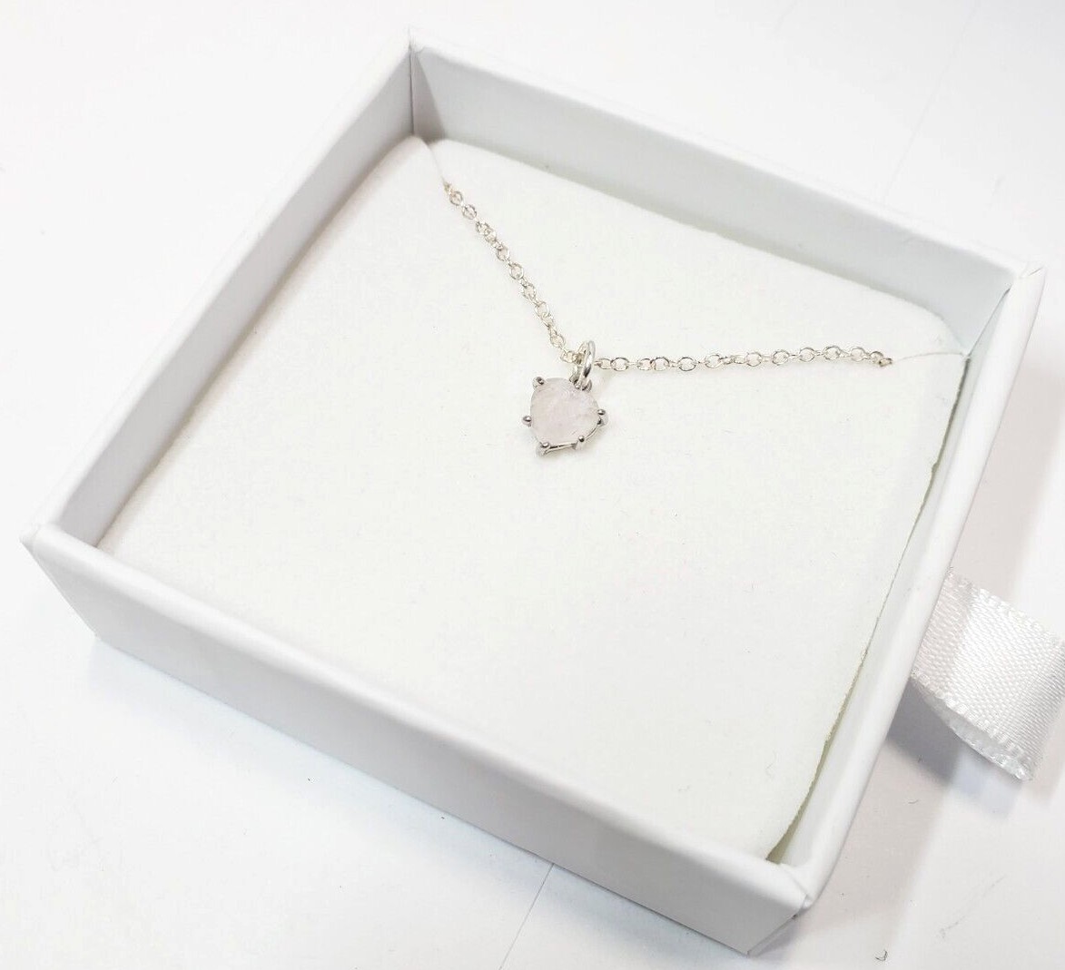 The Jewelry Standard Rose Quartz Heart Necklace