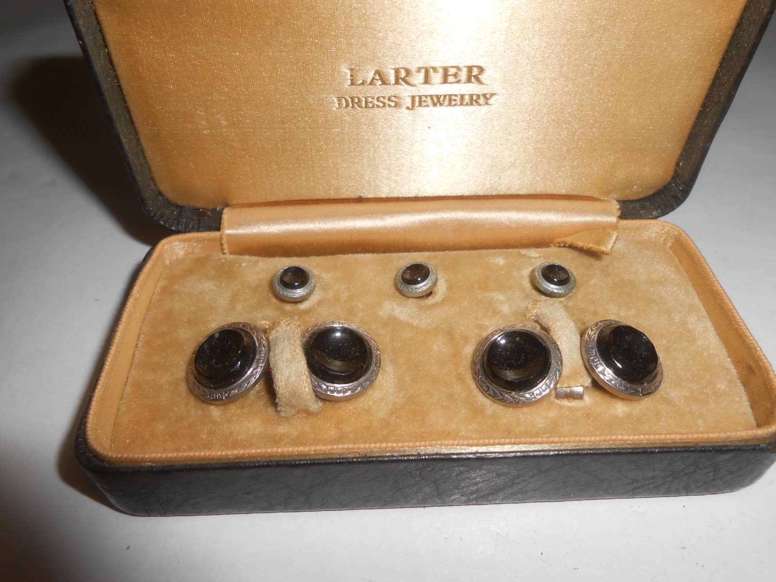 VINTAGE LARTER & SONS 6 PIECE FORMAL WEAR CUFFLINK SET IN ORIGINAL BOX ONYX