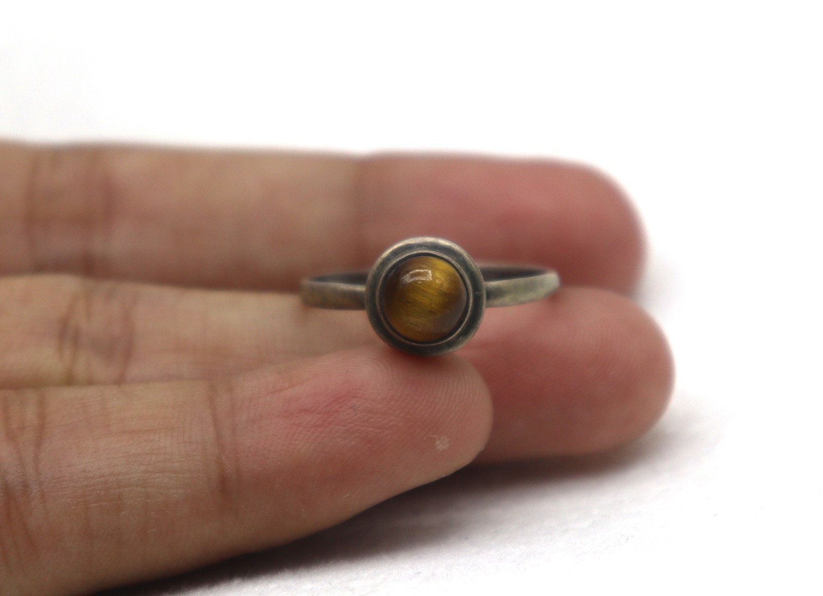 Vintage Sterling Silver Ring 7 US Size 1.72 Grams Natural Tiger Eye Gemstone