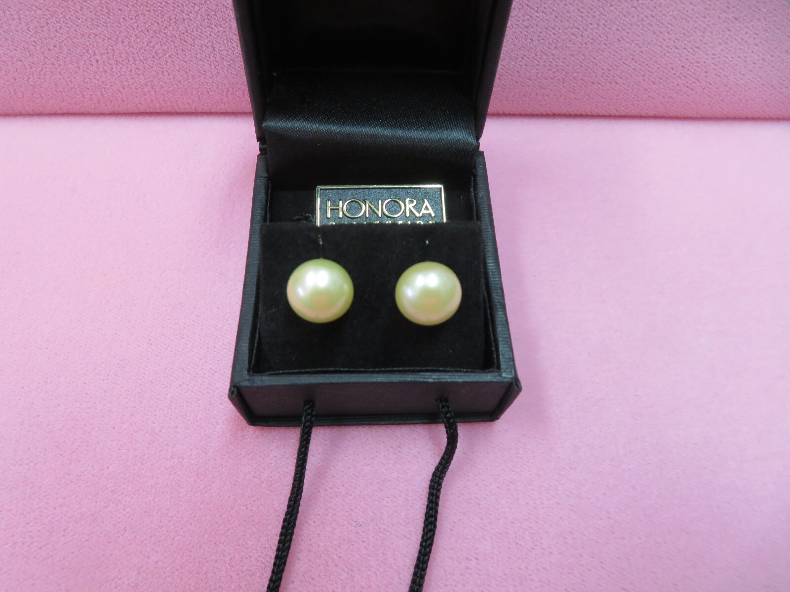 HONORA 14k Solid Yellow Gold 10.3mm Cream Freshwater Pearl Stud Earrings 3.24 G
