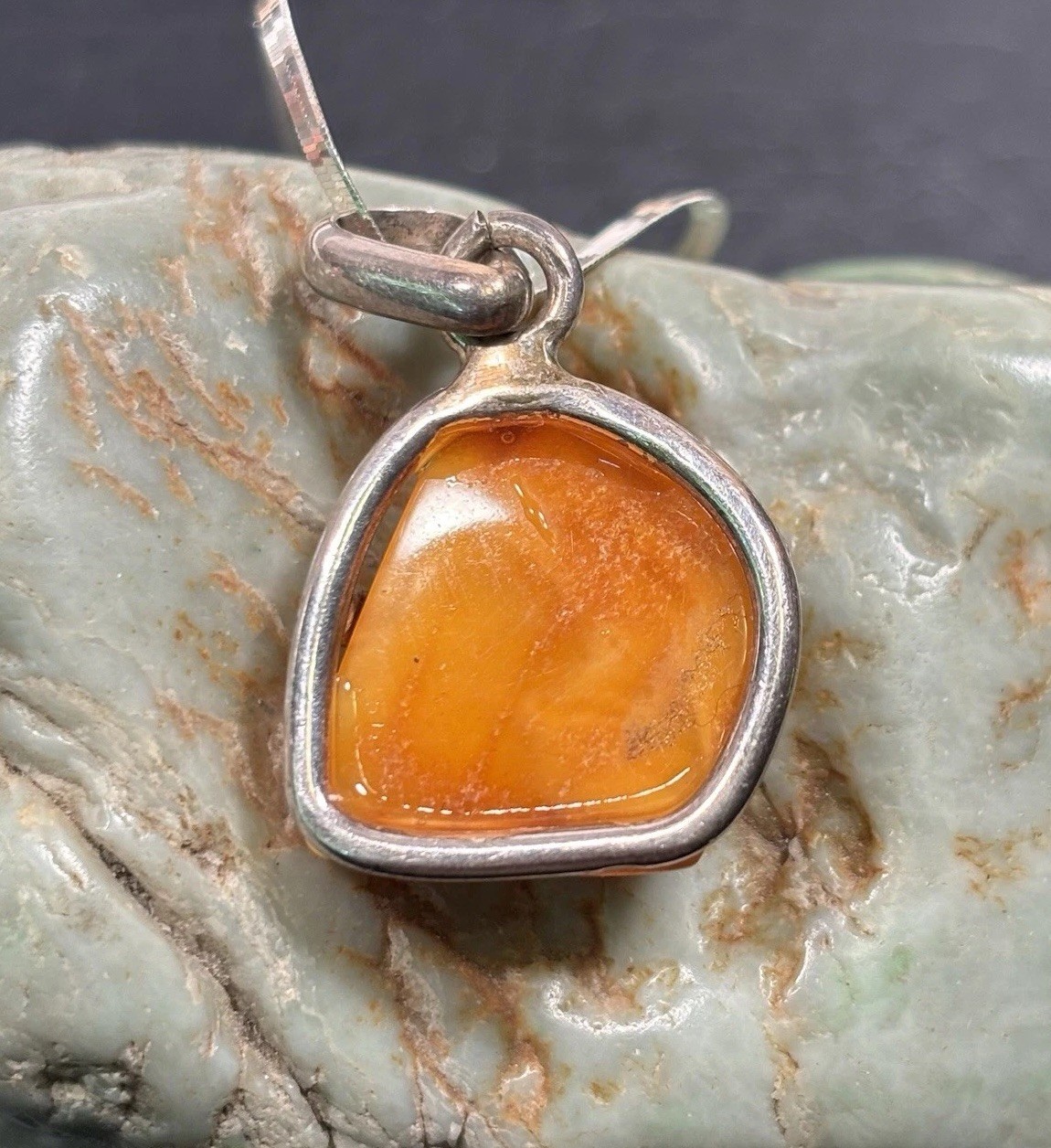 Vintage 925 Sterling Butterscotch Egg Yolk Amber Pendant 17” Silver Necklace 9g