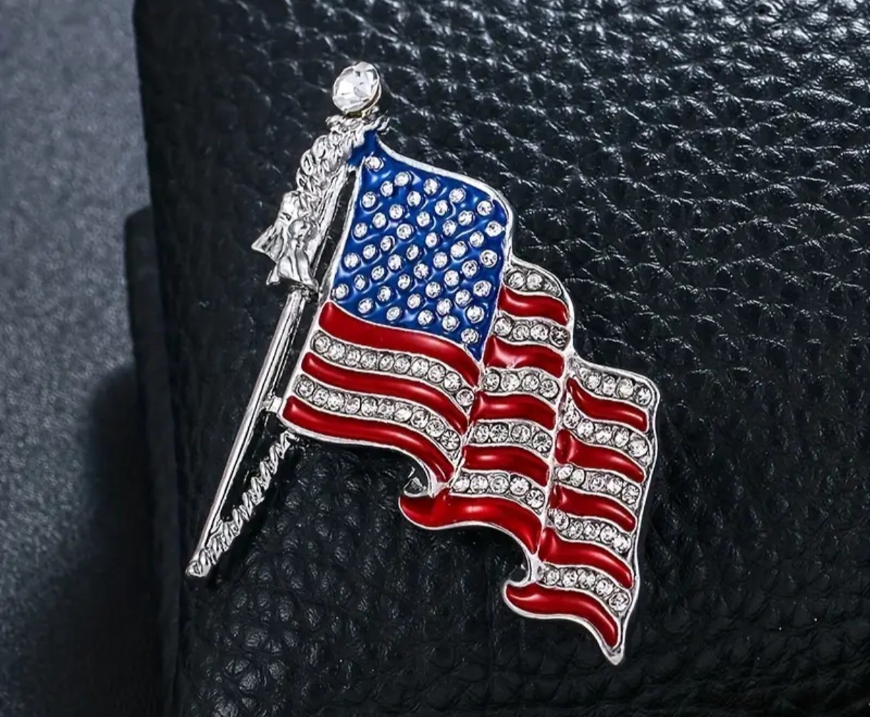 American Flag Brooch Pin Silver Plated Rhinestone & Zinc Alloy Stylish Durable
